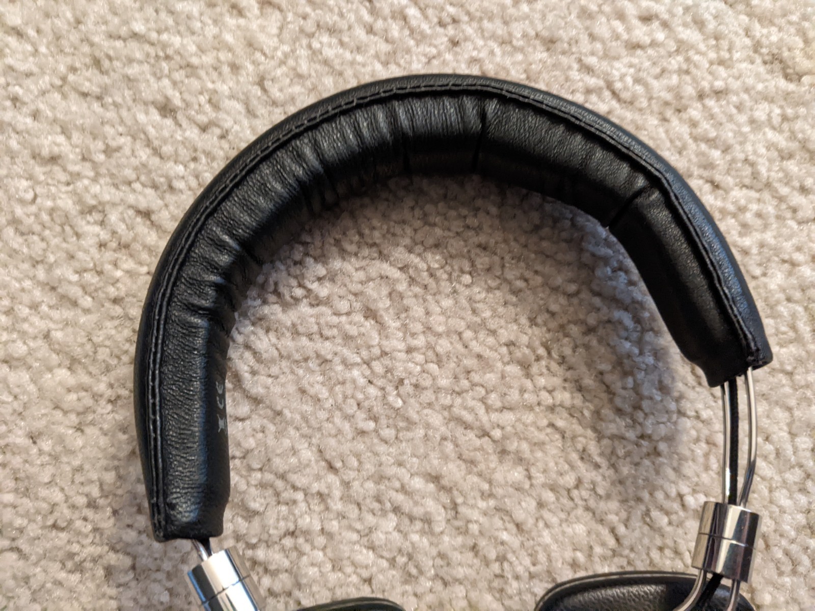 Bowers & Wilkins P5 Wired Headphones: Black And Silver. Pre-owned. Tested, Works