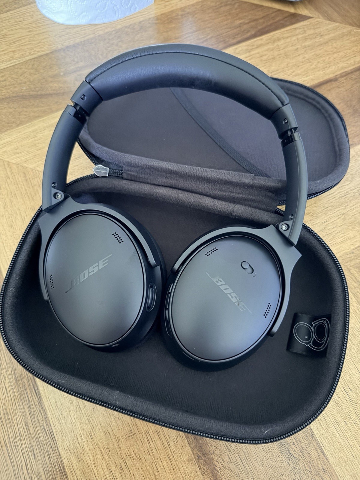 Bose QuietComfort 35 II Bluetooth Wireless Headphones – Black (789564-0010)