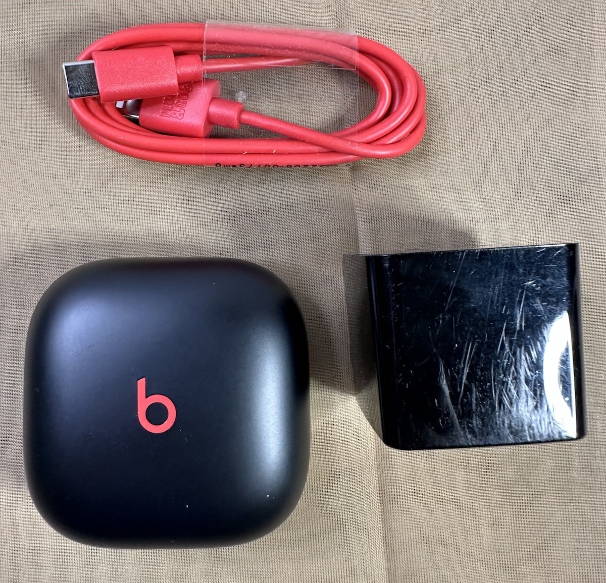 Genuine Beats by Dr. Dre Fit Pro Charging Case Replacement MK2F3LL/A Black +More