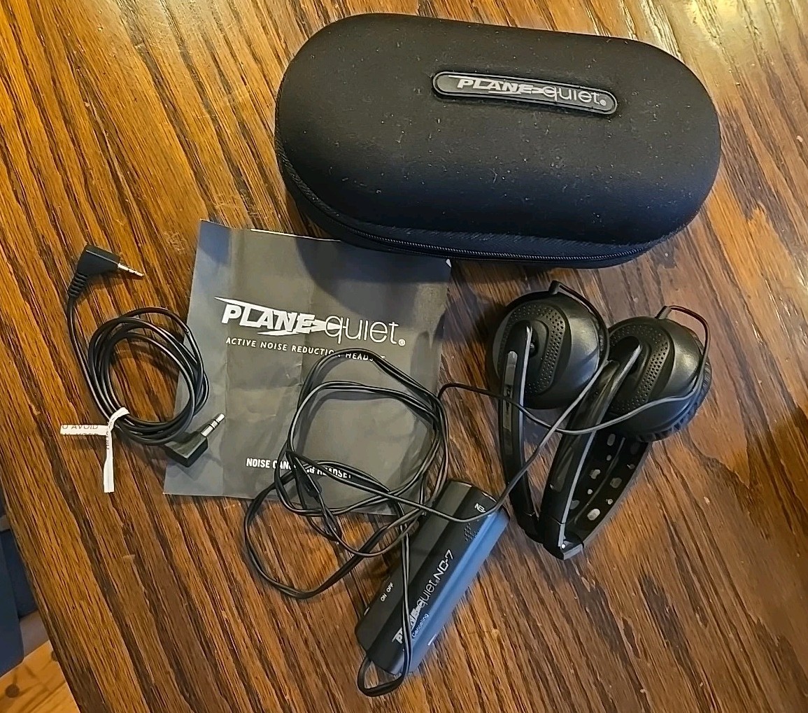 Plane Quiet NC-7 Lightweight Active Noise Reduction Headset Model 319 – 2008