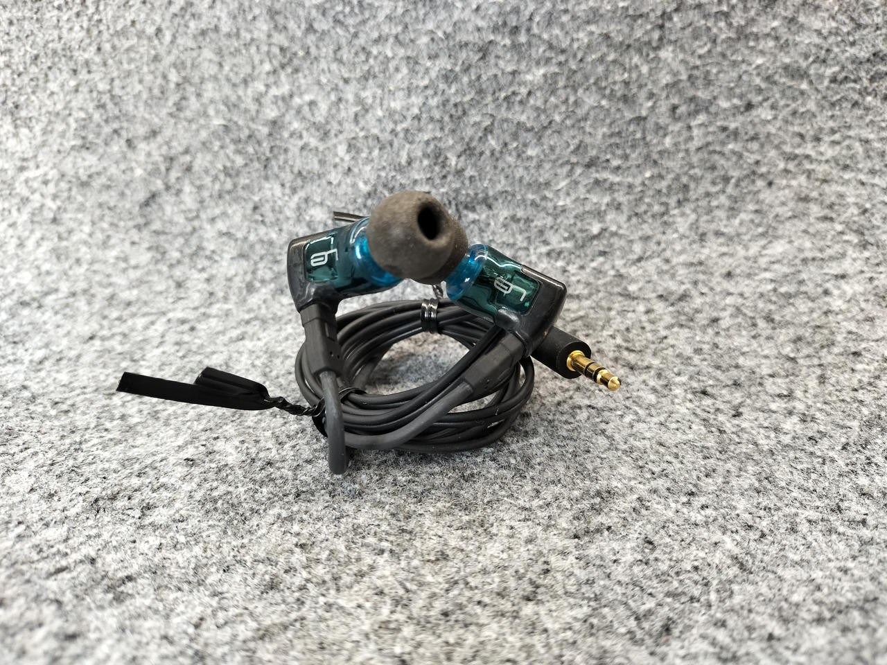 Ultimate Ears Triple.Fi 10 Triple Driver IEMs – Pro Triple BA, Exc Condition