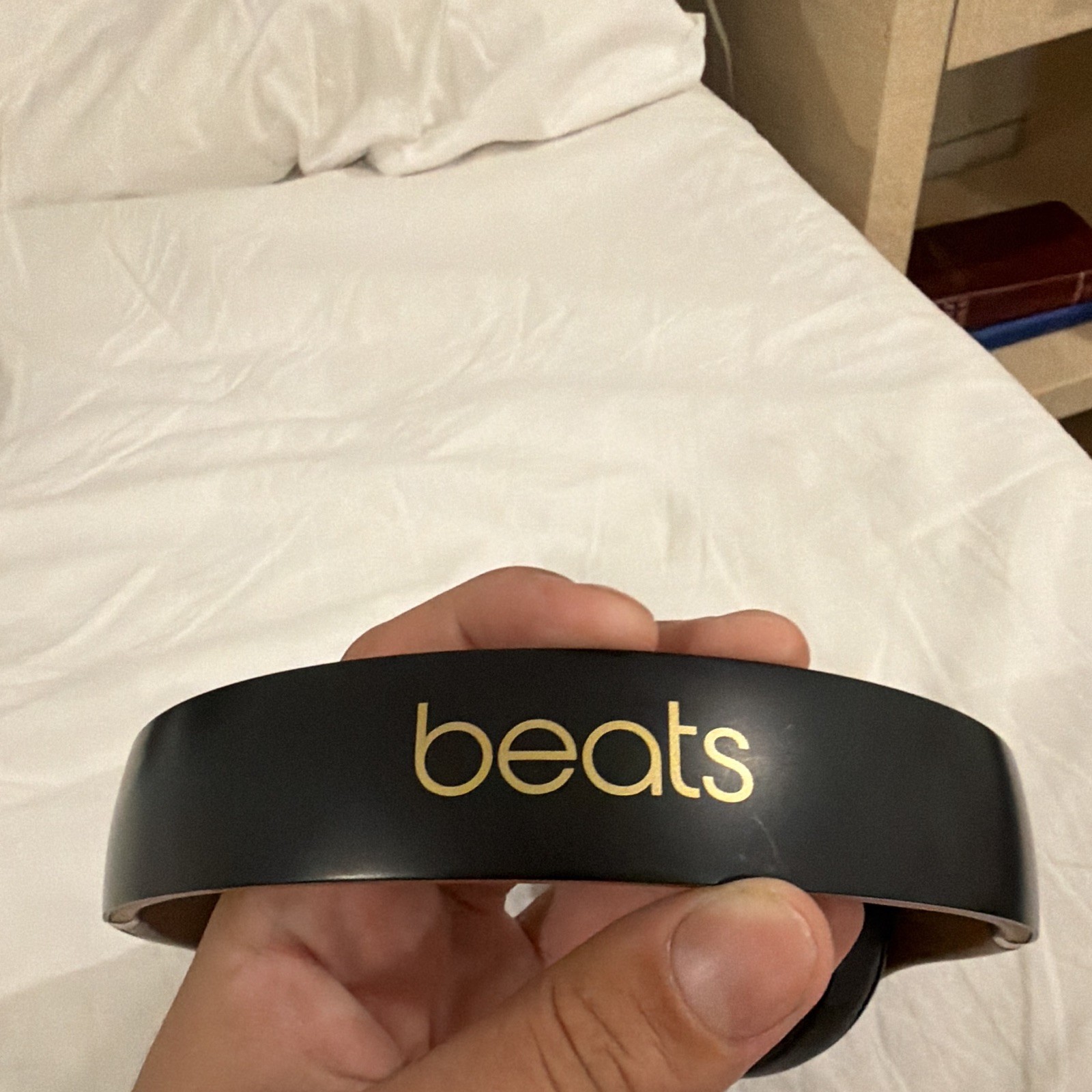 Beats by Dr. Dre Studio3 Wireless Over-Ear Headphones Headband Black/Gold