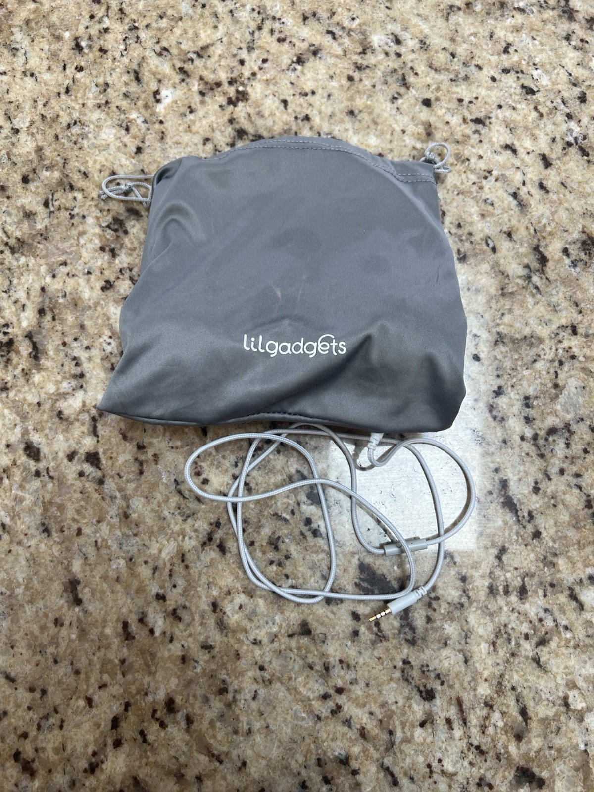 LilGadgets Wired Over-Ear Headphones Pink White Blue Pattern w/ Carrying Pouch