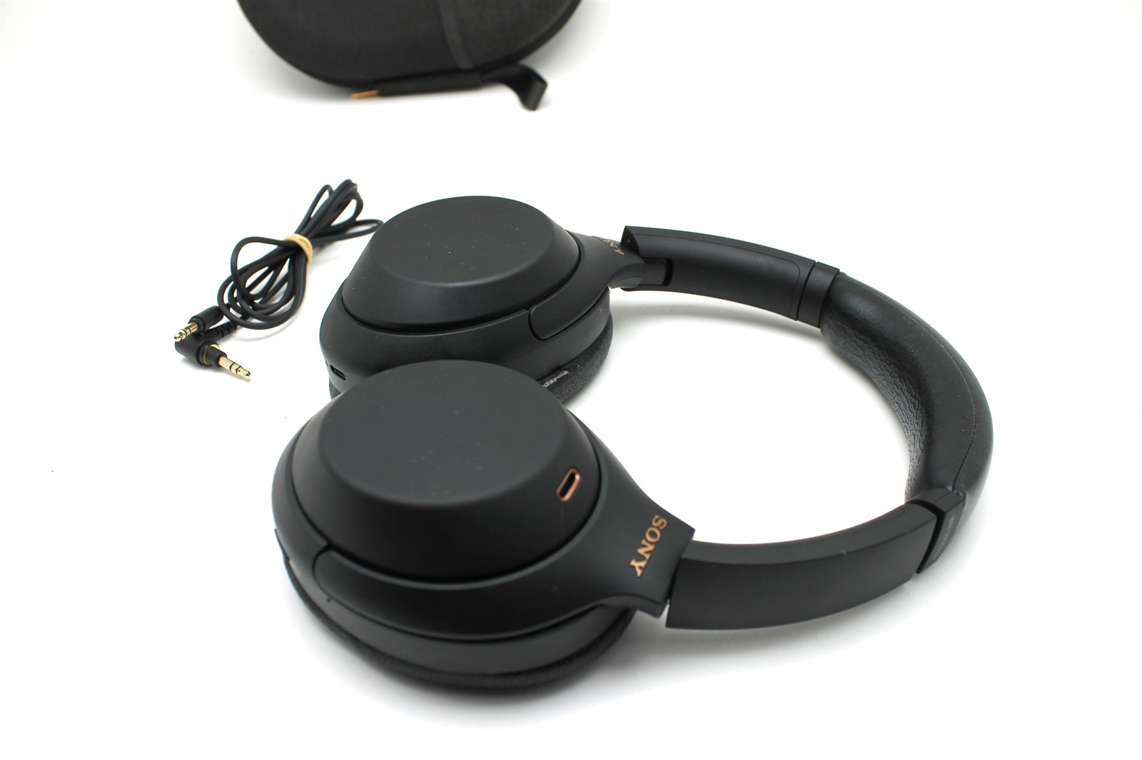 Sony WH-1000XM4 Premium Wireless Noise Canceling Headphones NEEDS New Foams