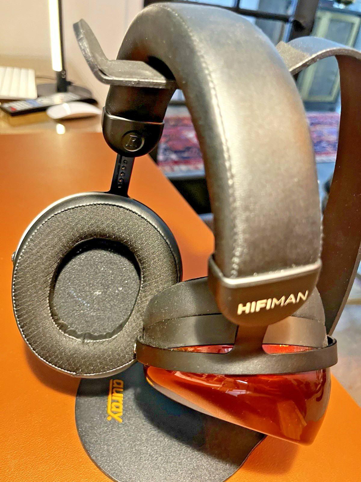HiFiMAN HE-R9 Over-Ear Headphones 3.5mm Detachable Cable Black/Red