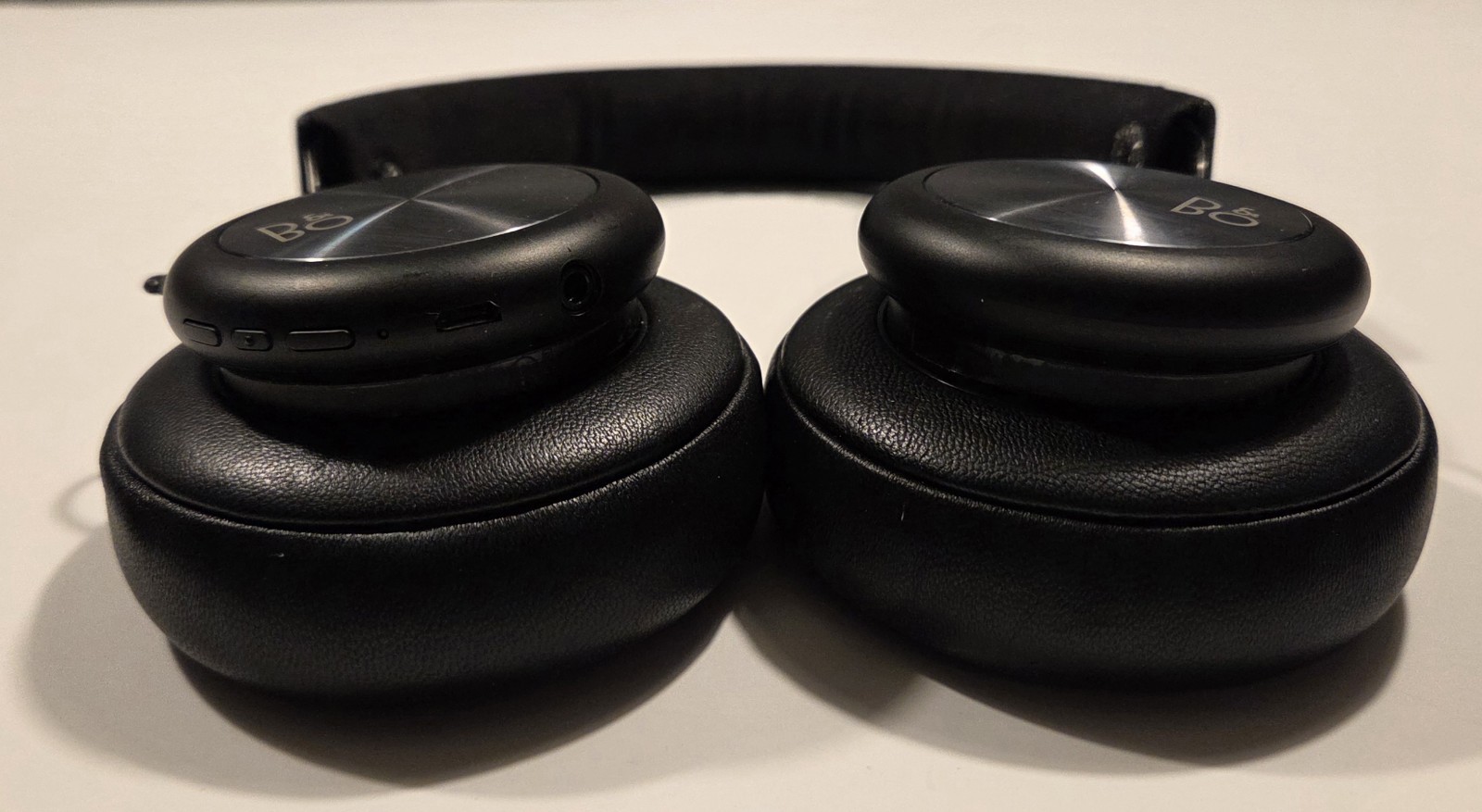 Working B&O Bang & Olufsen Beoplay H4 Wireless Over-Ear Headphones Black w/ Case