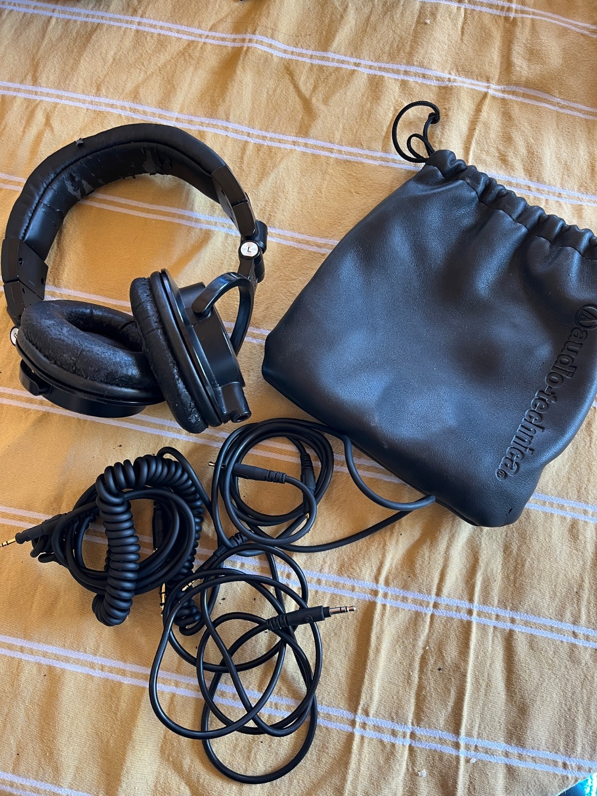 Audio-technica ATH-M50x headphones