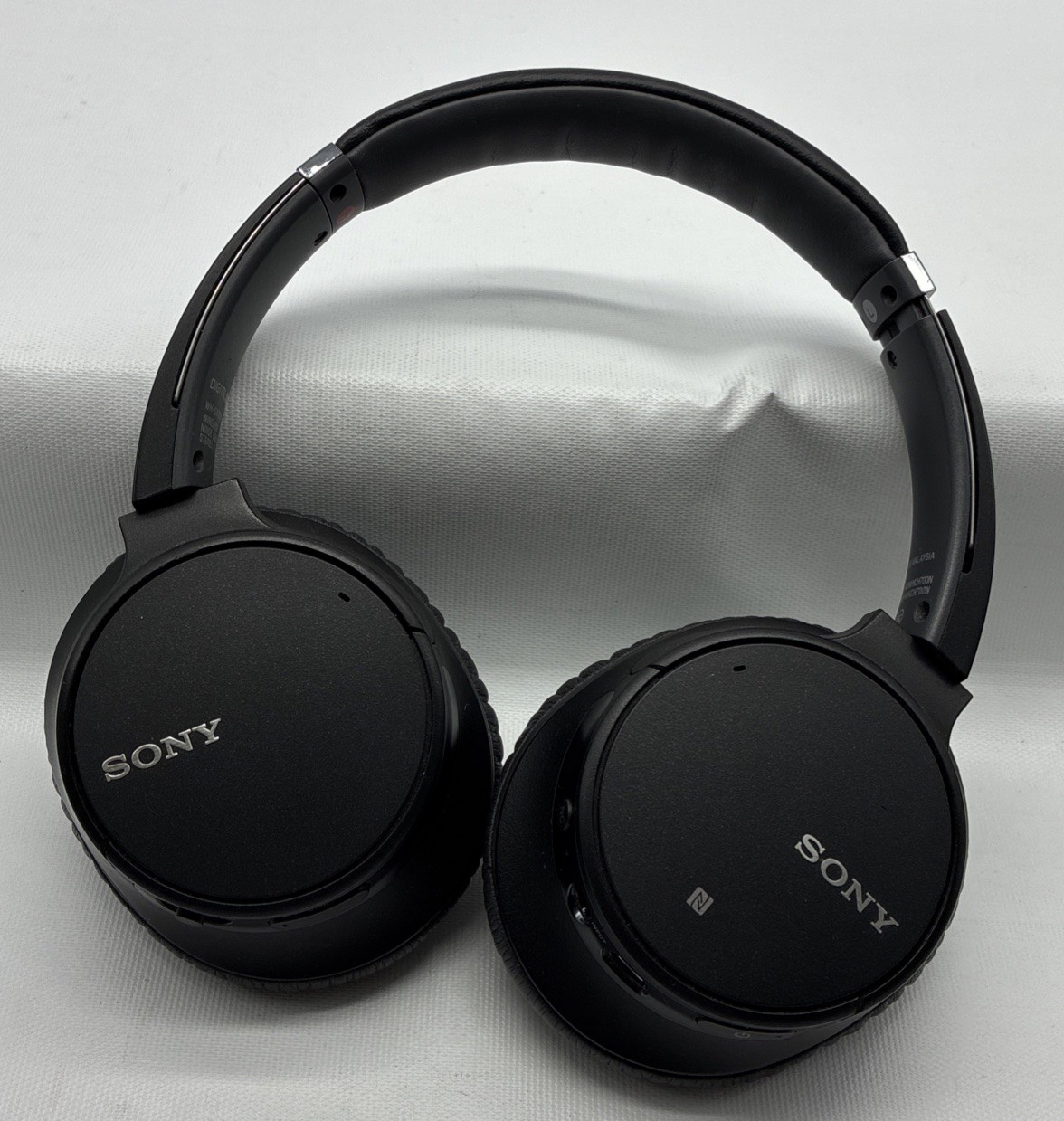 Sony WH-CH700N Bluetooth Noise Canceling Wireless Headphones -Tested Working