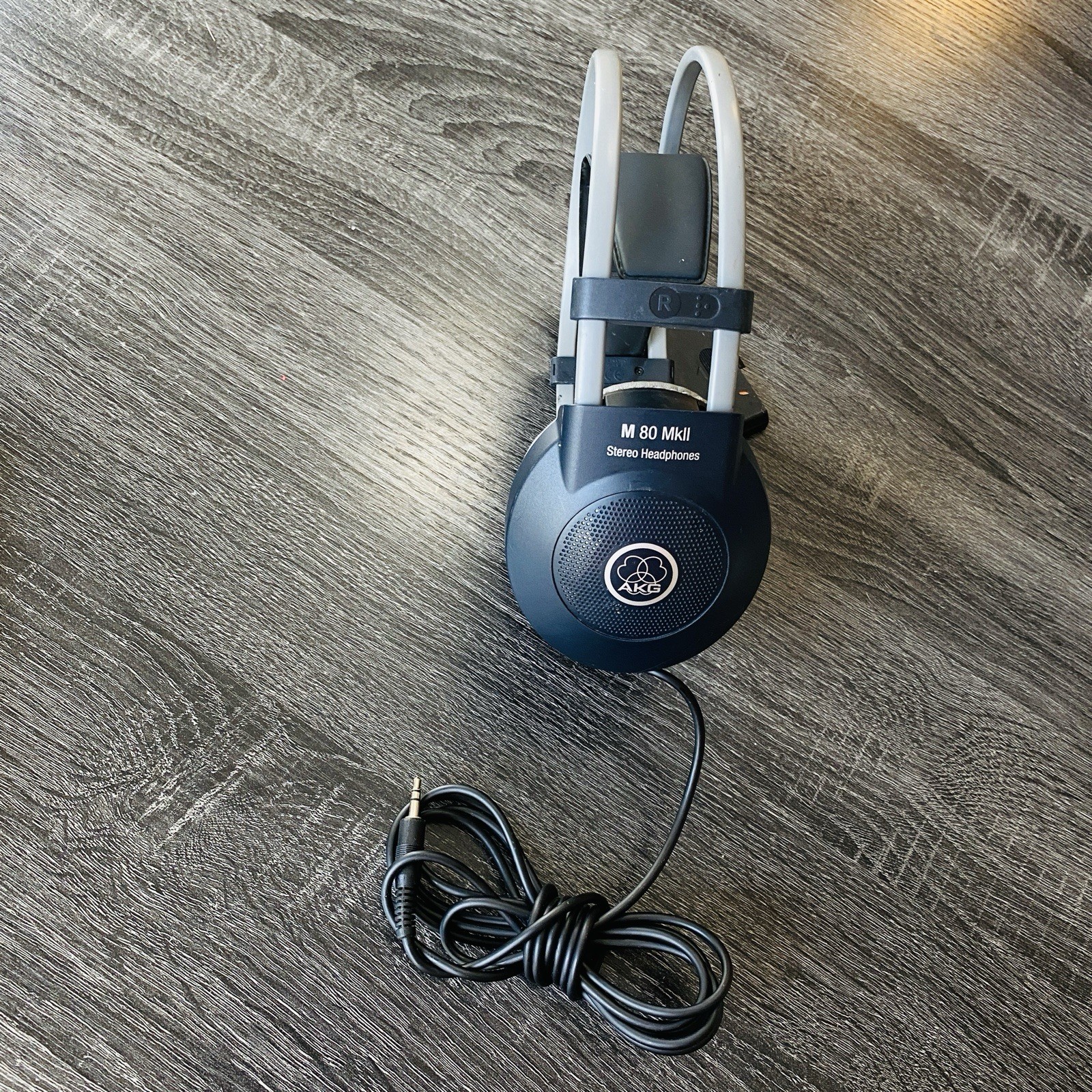 AKG M 80 MkII Mark 2 Mk2 Stereo Headphones Semi-open 3.5mm Tested Working