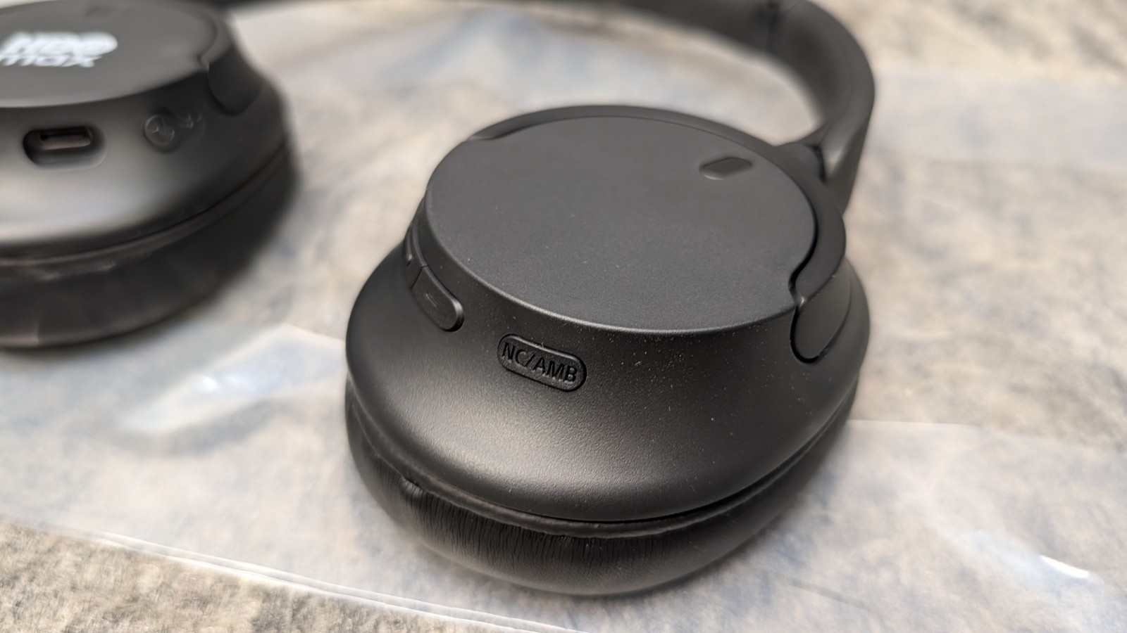 Sony WH-CH720N Noise Canceling Wireless Headphones “HBO Max” ?New?