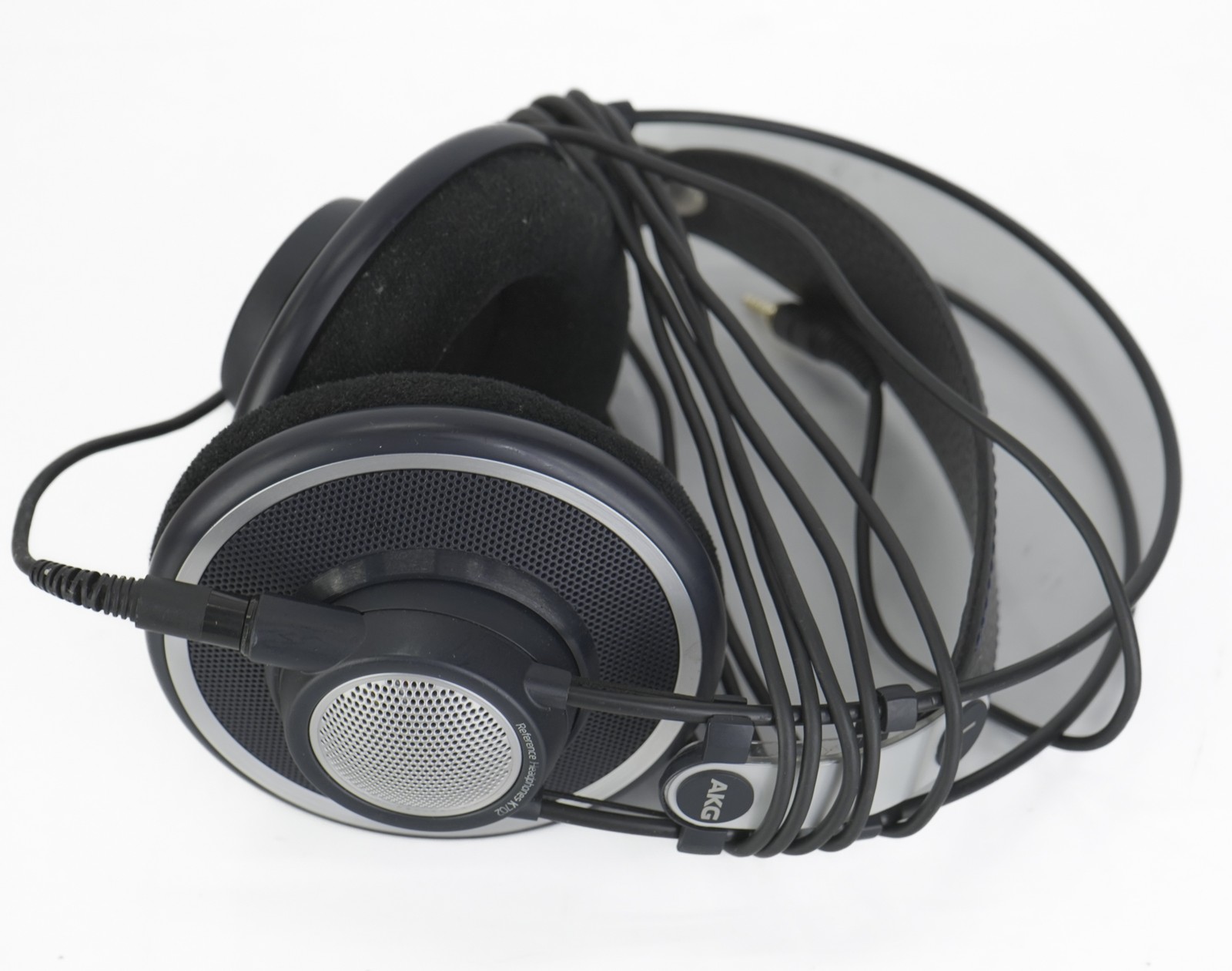 AKG K 701 Ultra Reference Class Stereo Headphone – ISSUE – Audiophile Open Back