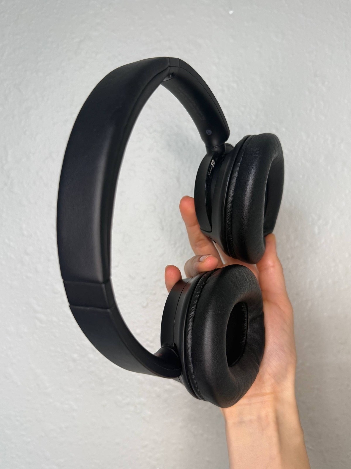 Sony WH-CH720N Wireless Over-Ear Headphones only – Black VERY GOOD