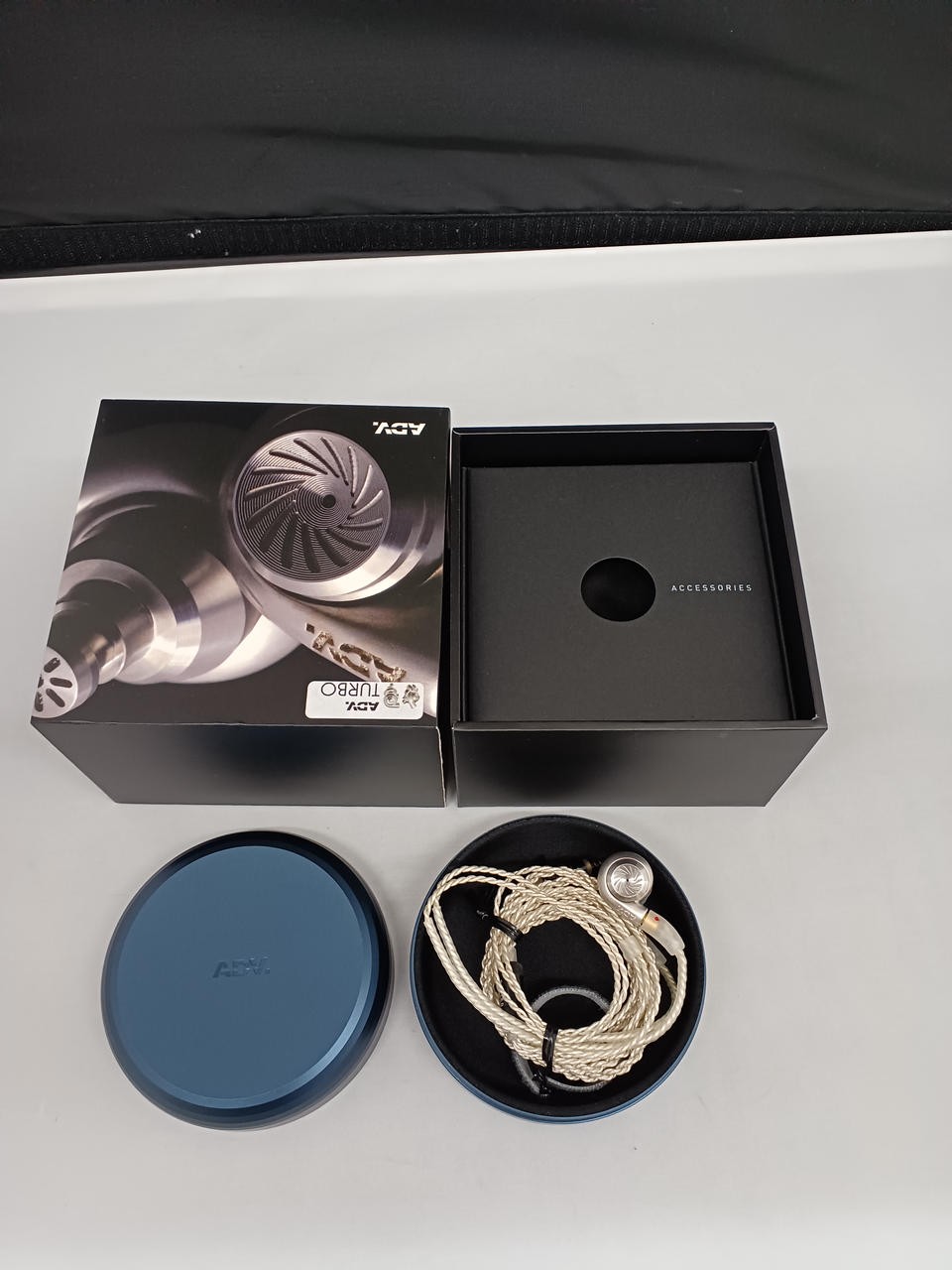 ADV ADV. TURBO Earphones with 10mm x 7mm Dynamic Drivers