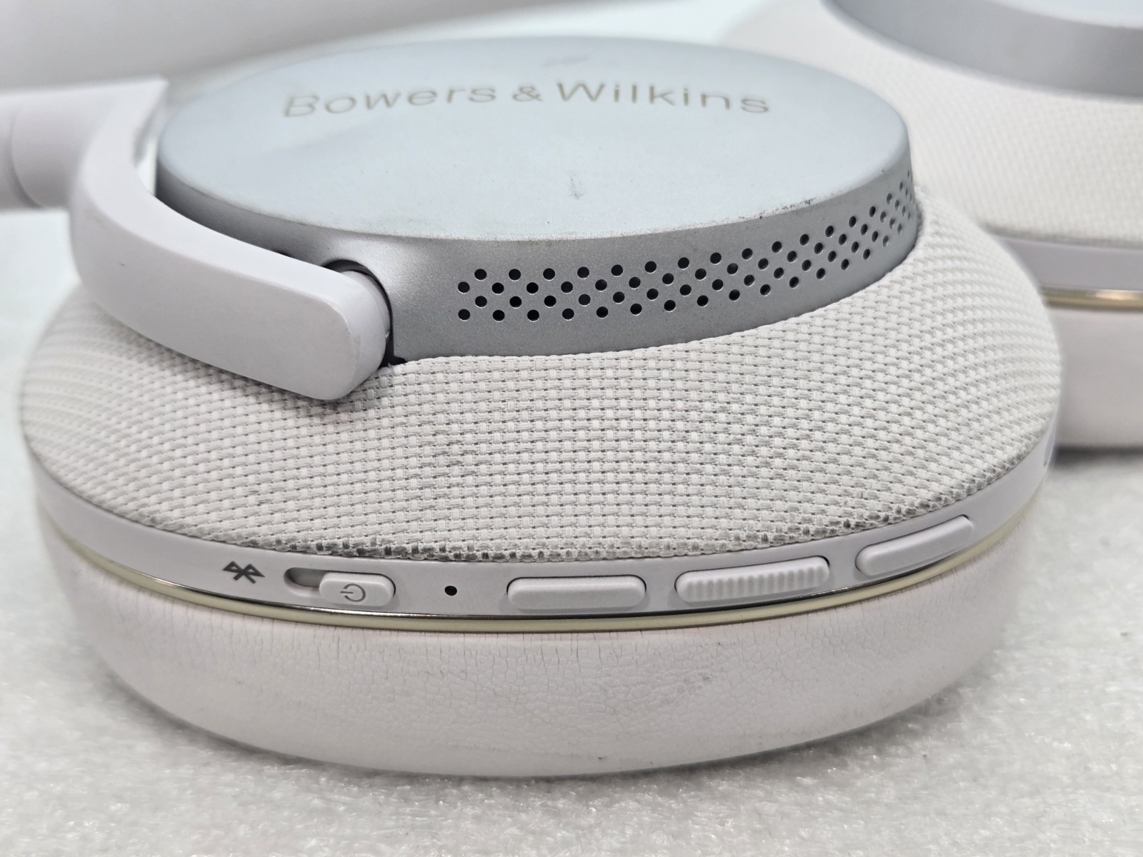 Bowers & Wilkins Px7 S2e Wireless Headphones Cloud Gray FAST FREE SHIPPING b