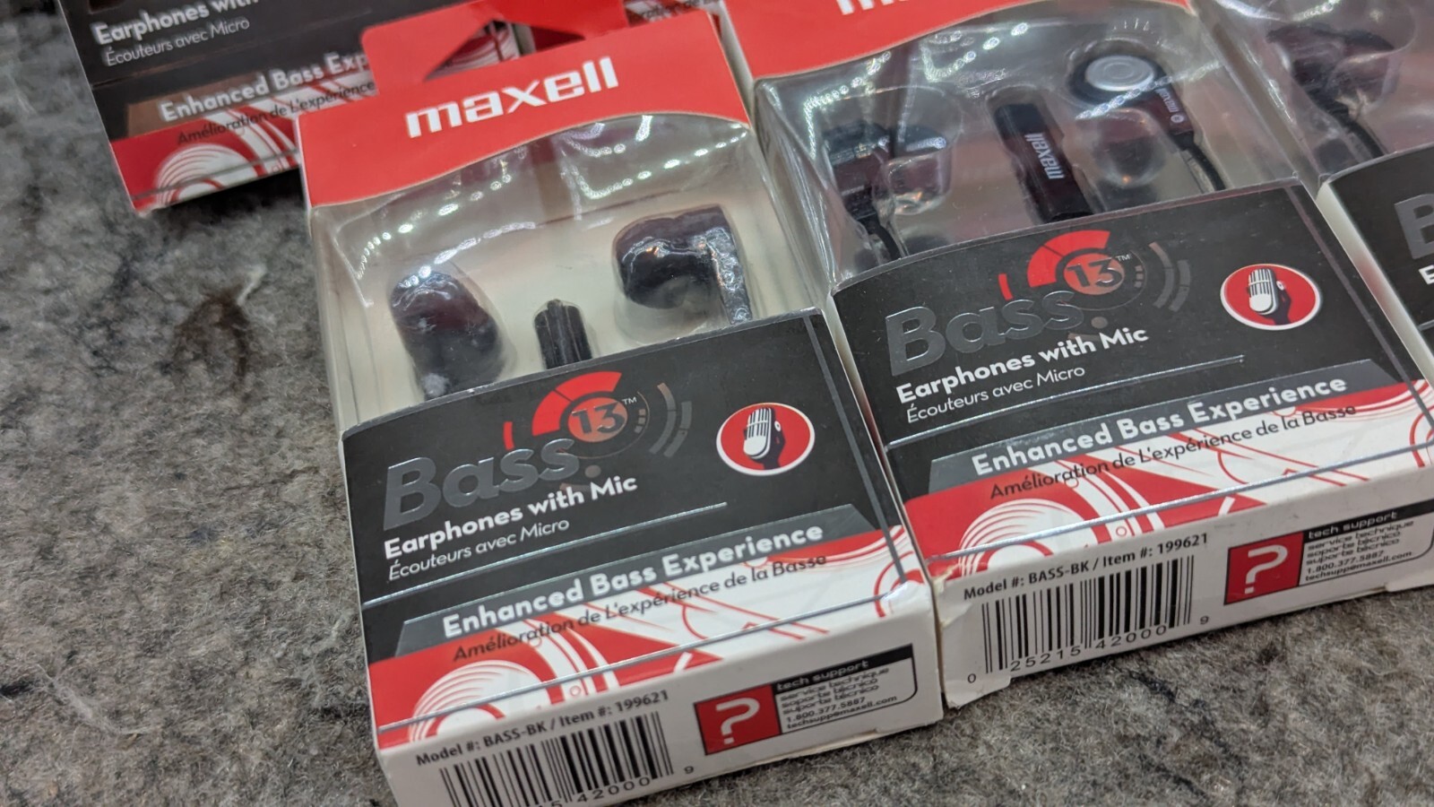 ?7 New Maxell Bass 13 Earphones with Built-In Mic, Heavy Bass & Noise Isolation