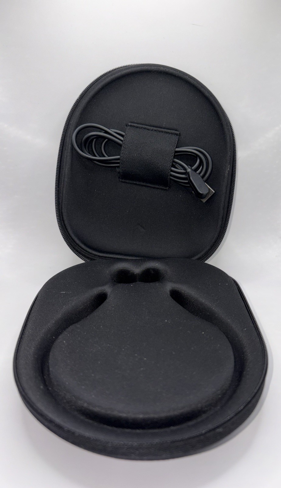 Shokz S810 OpenRun Pro Bone Conduction Open Ear Sport Tested Case Charger
