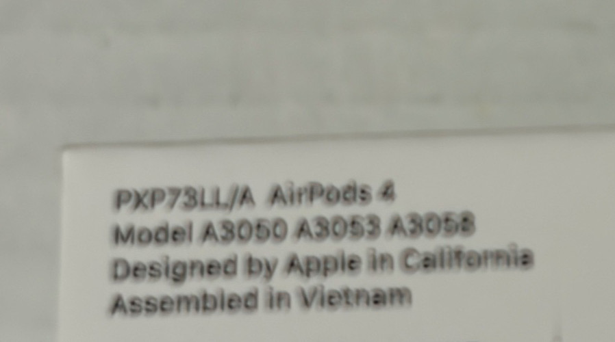 Brand New Factory Sealed Apple Airpods 4 + Fast Shipping