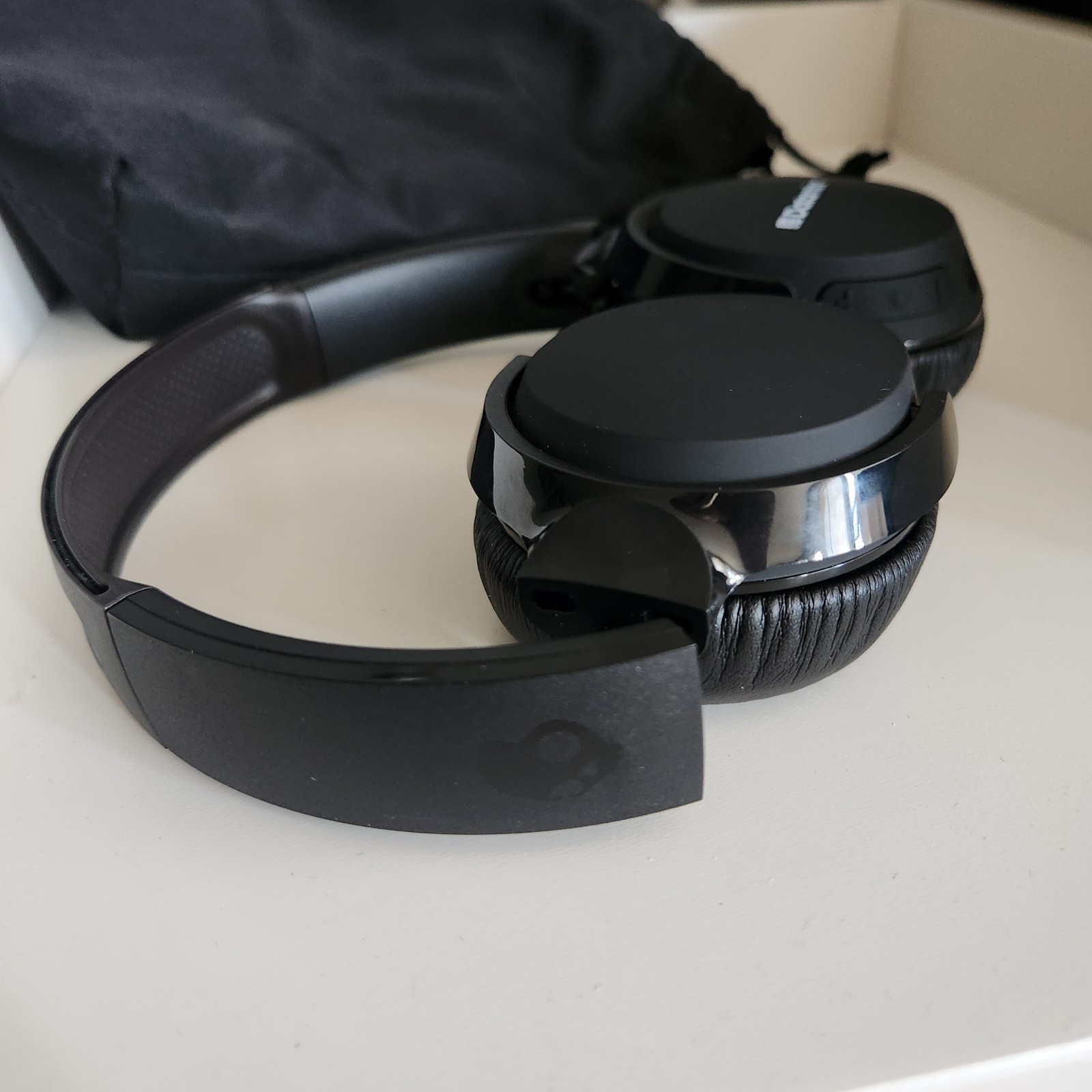 Skullcandy Riff 2 On-Ear Wireless Headphones Black 34 Hour Battery S5PRW-P740