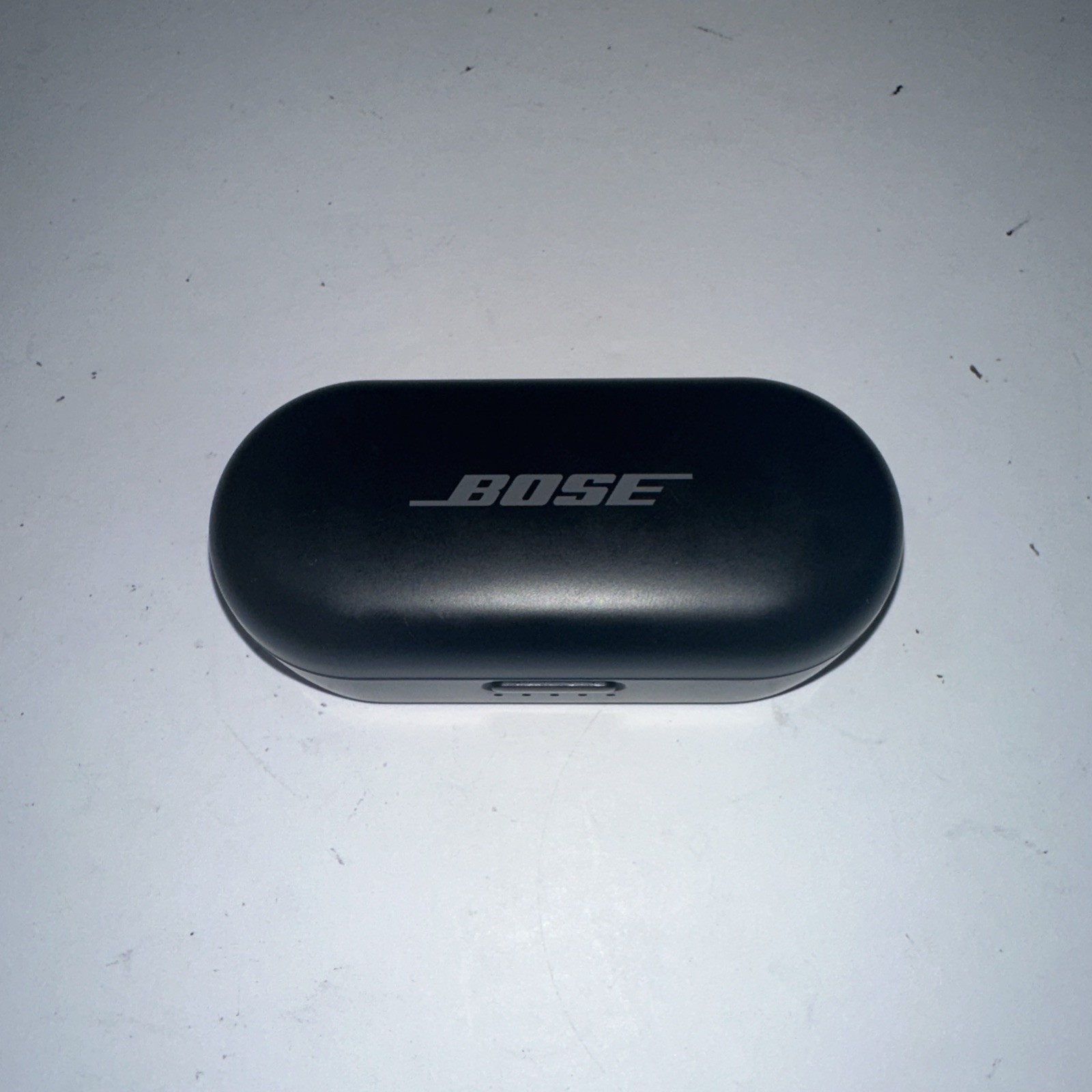 Bose Sport Earbuds with Charging Case Black (427929)Parts Only-Not Connecting