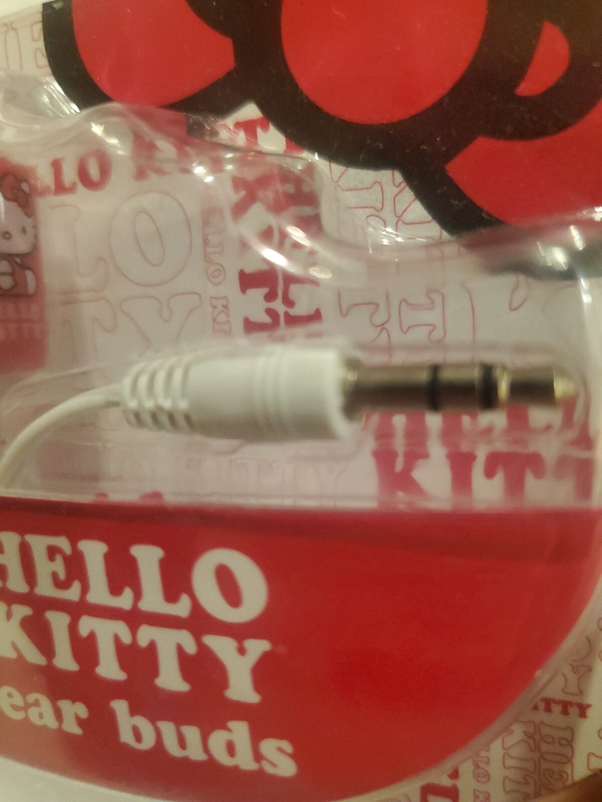 Hello Kitty Ear Buds Headphones Sanrio Sakar 2013, Wired/Corded.3.5mm Plug.