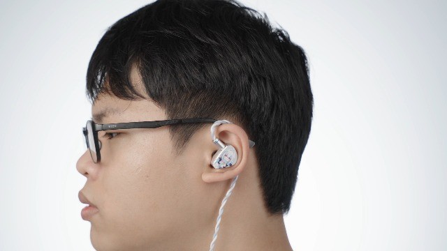HiFi Anime Pattern In-Ear Monitor Headphones, 2DD+1BA Wired Earbuds, Bass IEMs,