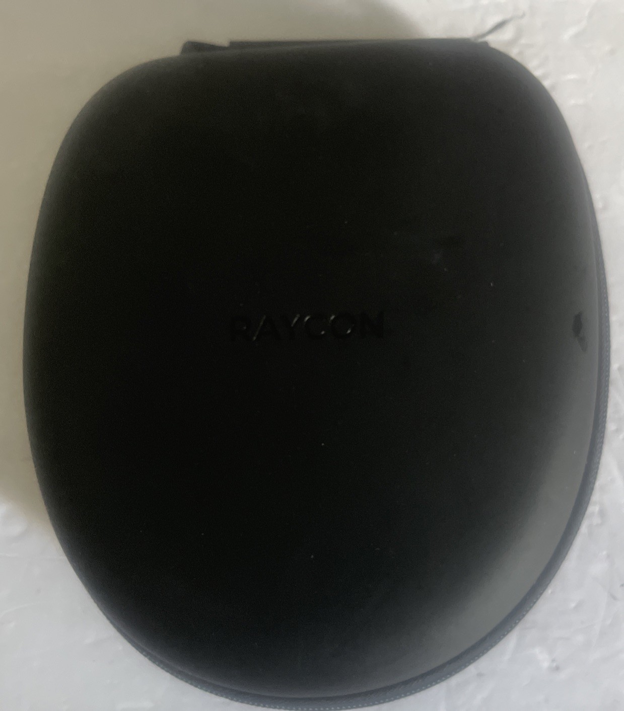 Raycon Everyday Pro Hradphones VGC