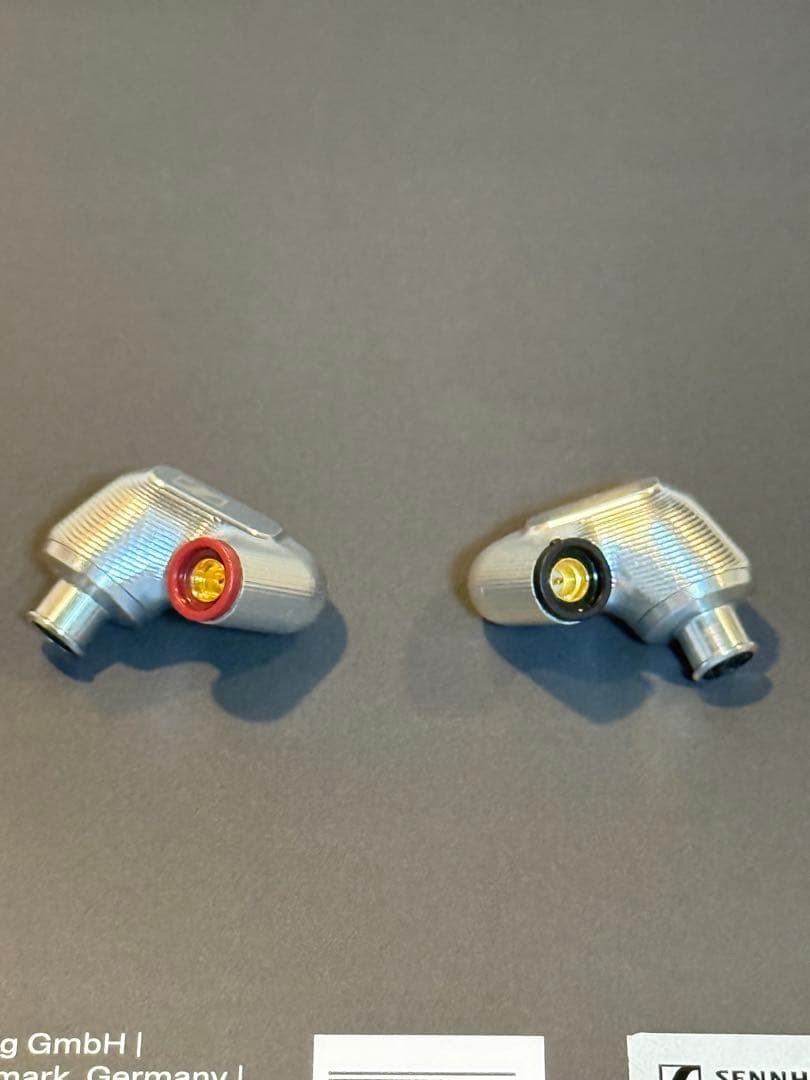 Sennheiser IE900 Made in Germany Audiophile IEM Earphones For Parts Right Fault