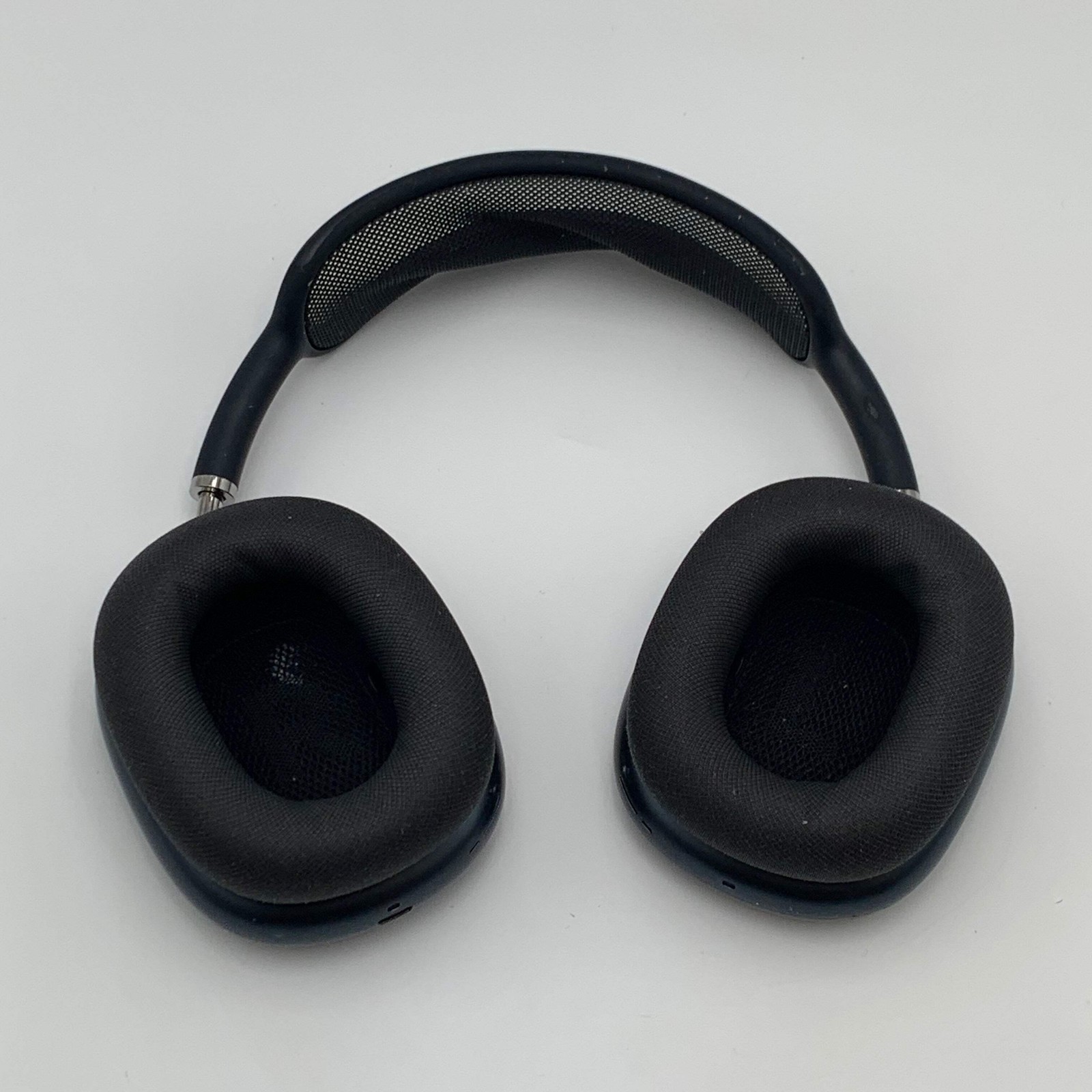 Apple AirPods Max A3184 (USB-C) Over-Ear Headphones Midnight