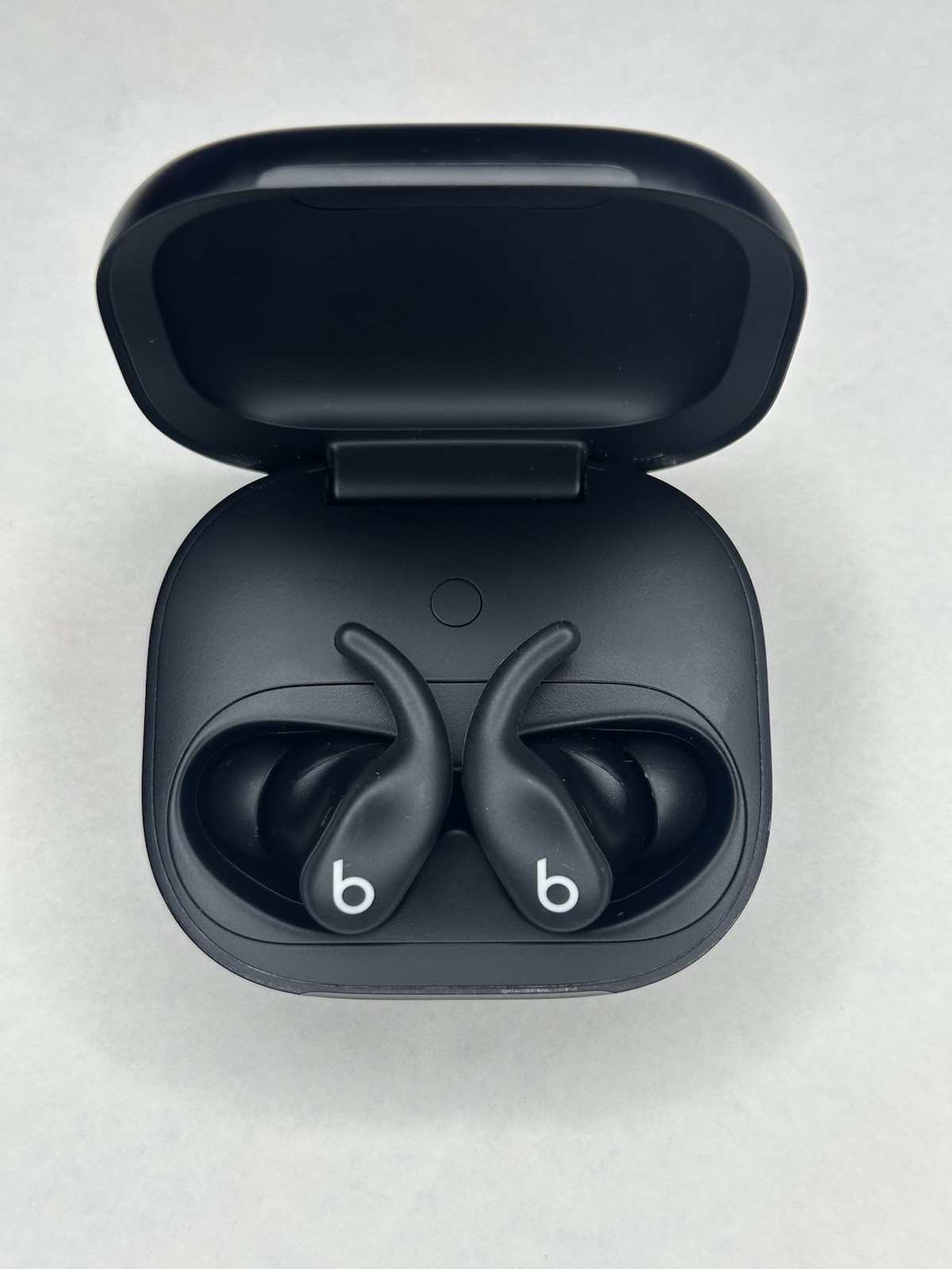 Beats – Powerbeats Fit True Wireless Active Noise Canceling Earbuds – JetBlack