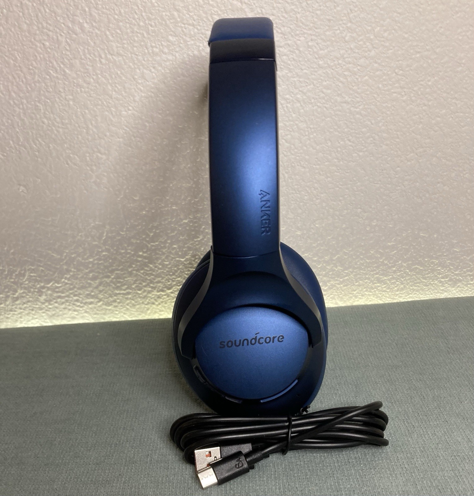 Soundcore Life Q20 Over-Ear Headphone Hybrid Active Noise Cancelling-Blue (Used)