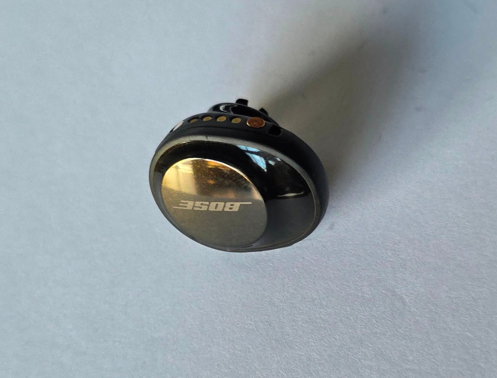 DEFECTIVE Black Bose Soundsport Free Truly Wireless RIGHT SIDE Earbud – NO POWER