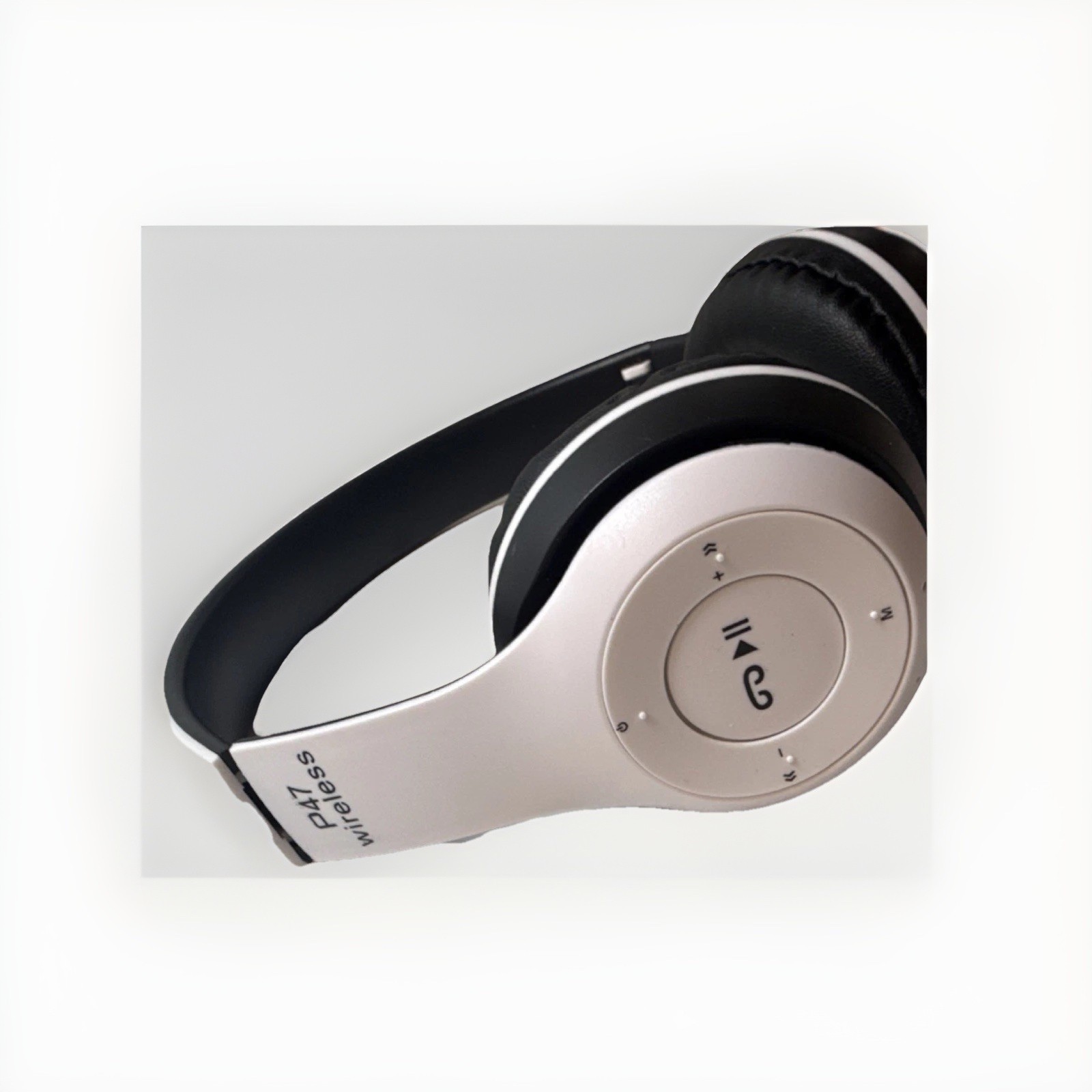 P47 Wireless Bluetooth Headband Headphones, Black/White, Ear-Pad, Built-In Mic