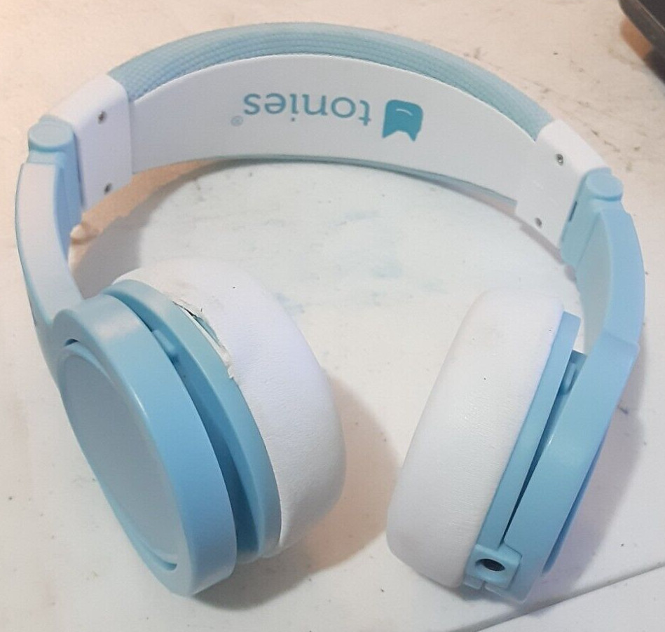 Tonies Foldable Wired Headphones for Kids -Light Blue # – no cables, minor wear