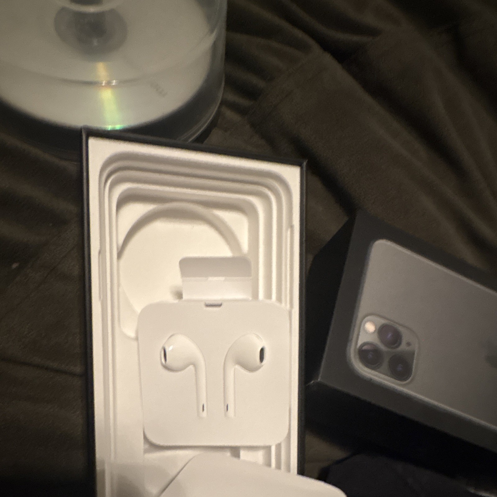 Apple EarPods White Canal In-Ear Wired Earbuds, Double Earpieces