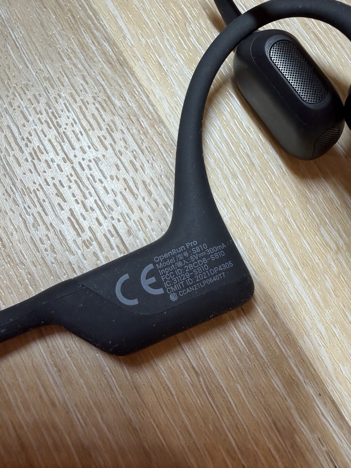 Shokz OpenRun Pro Open Ear Bluetooth Headphones -Black s810