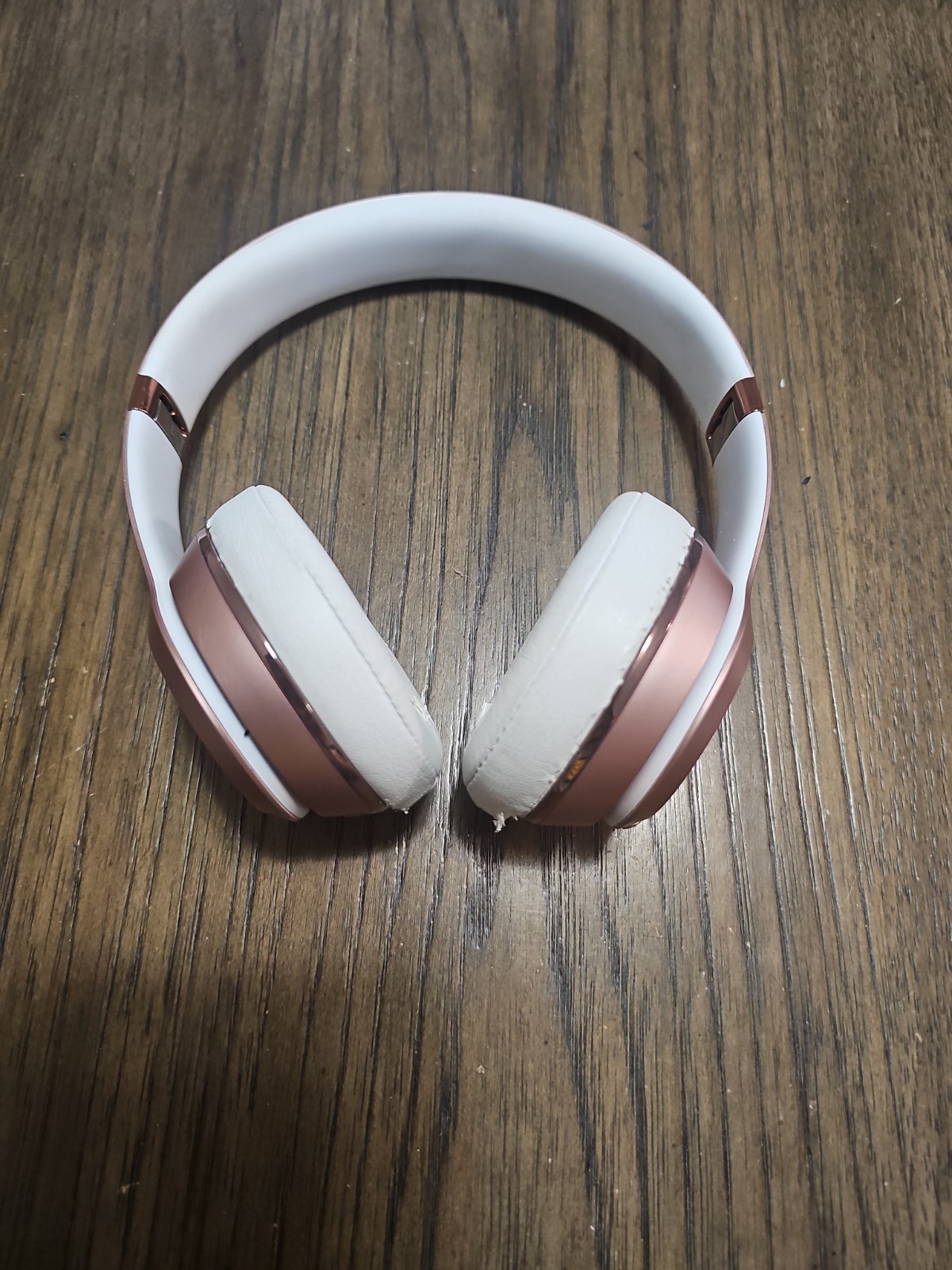 Beats by Dr. Dre Beats Solo3 Wireless On-Ear Headphones – Rose Gold! Works Great