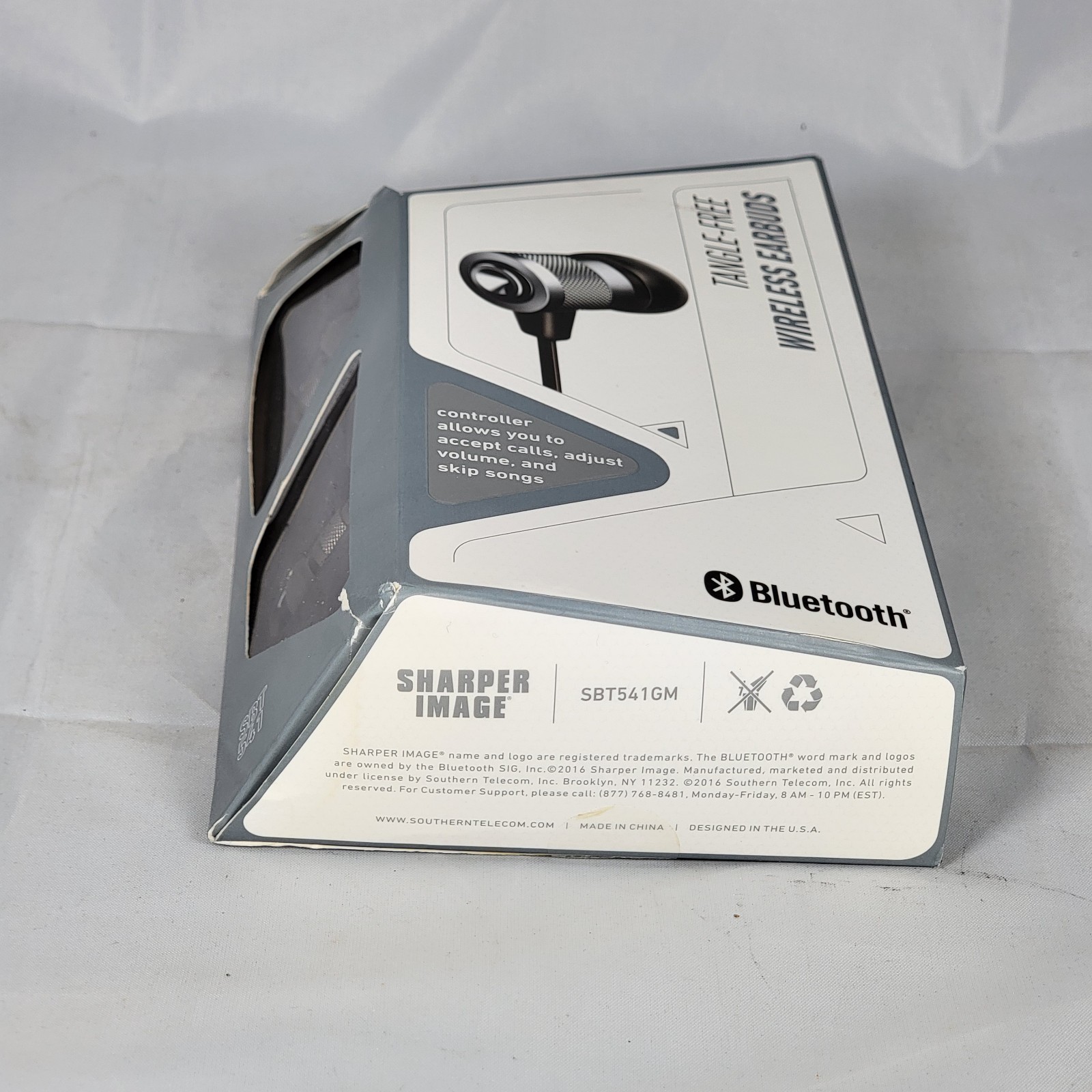Sharper Image Bluetooth Tangle Free Wireless Earbuds New in box