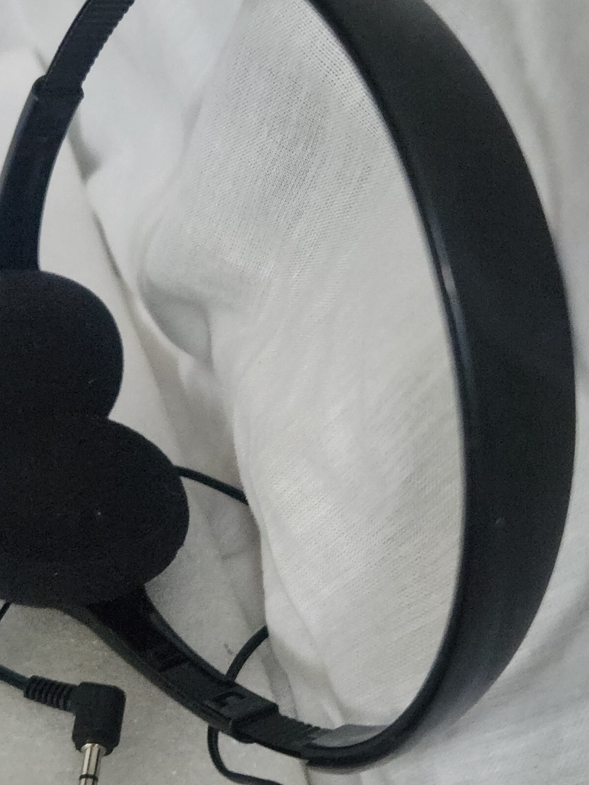 Koss KPH7 Black On-Ear Headphones • Foam Ear Cushion & Adjustable Headband