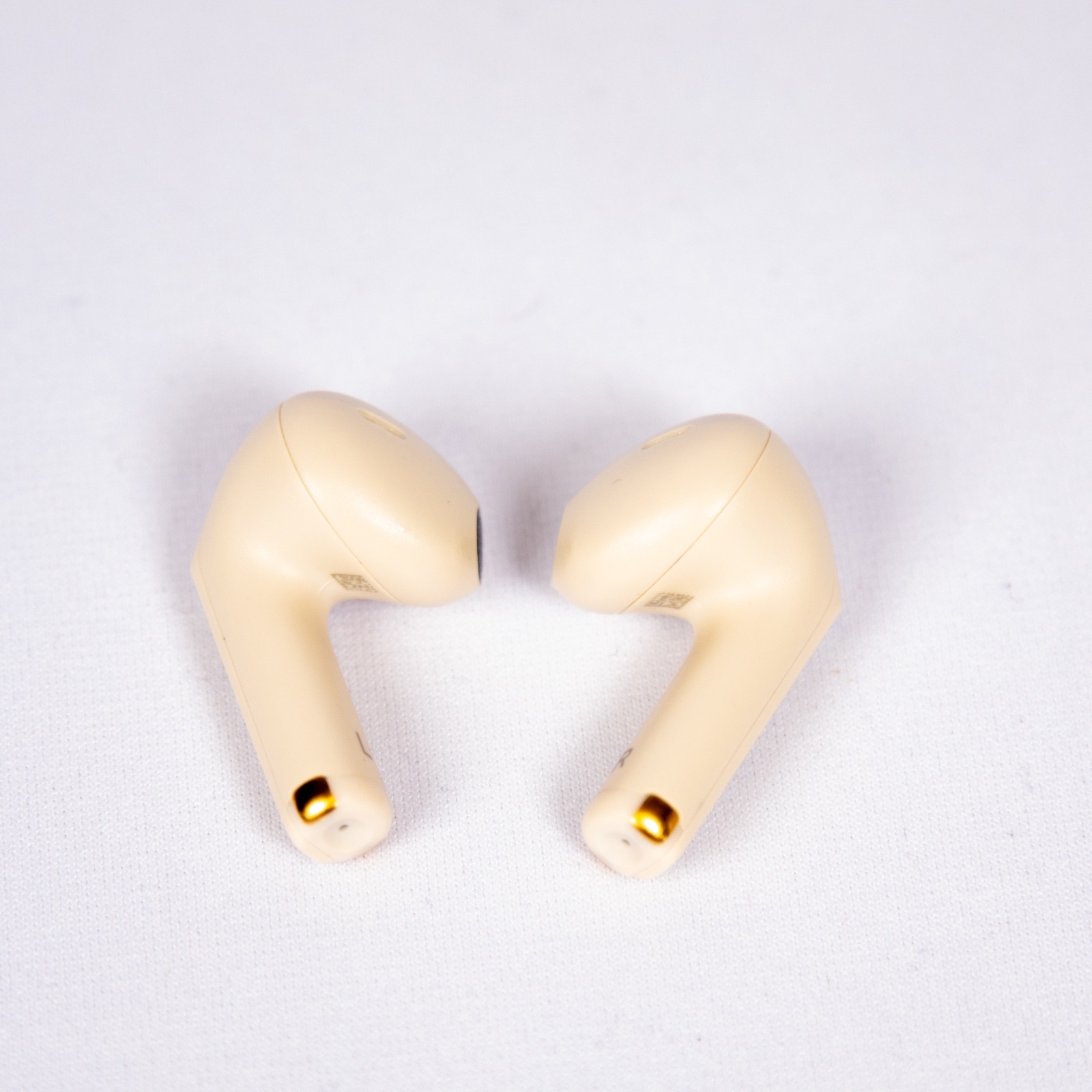 Sennheiser ACCENTUM Open Wireless Bluetooth Earbuds – Cream – Open Box