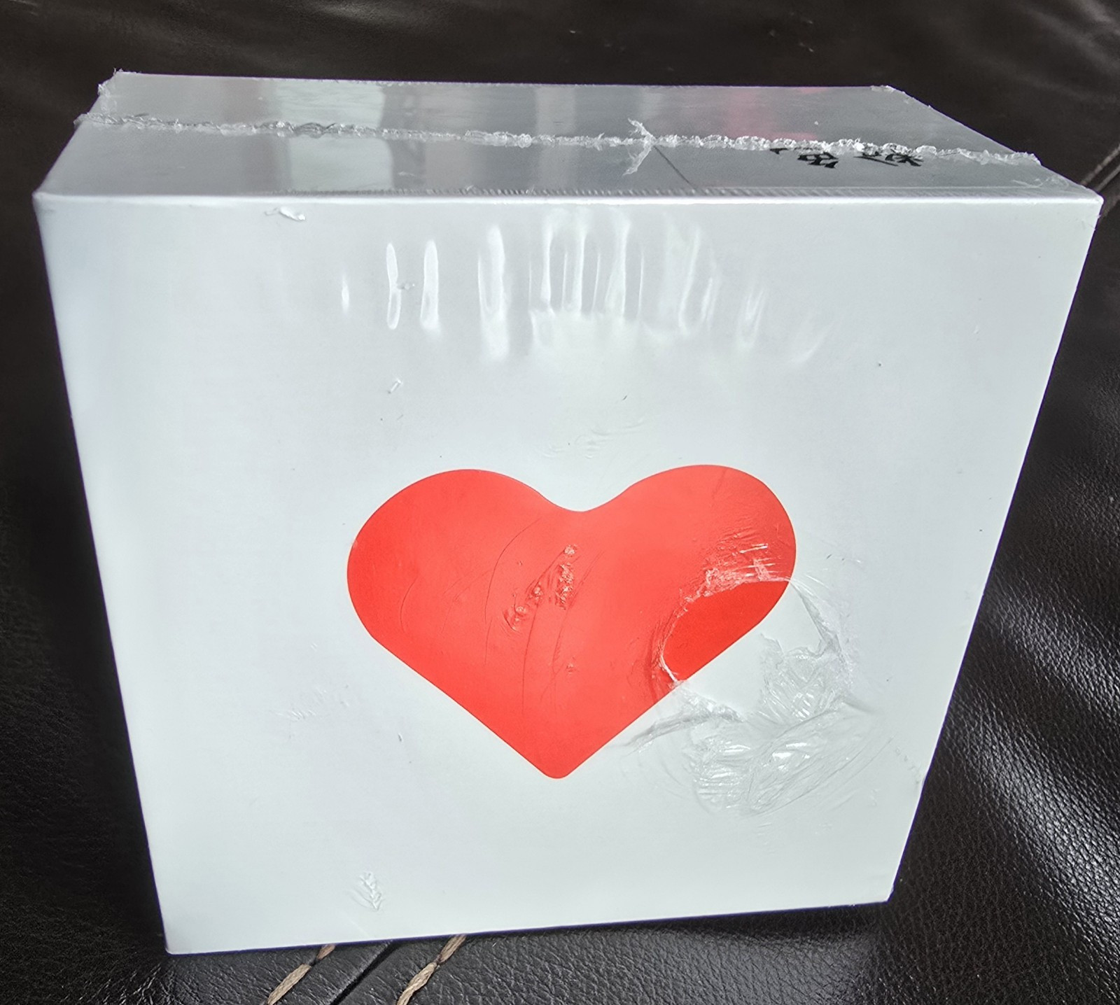 Softbank Selection Heart Buds Wireless Earphones Red TW-HEART-02 New Sealed 6mm