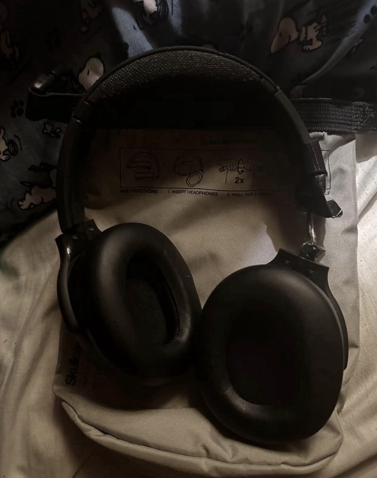 Broken Crusher Evo Headphones. Still Works! Fair Condition