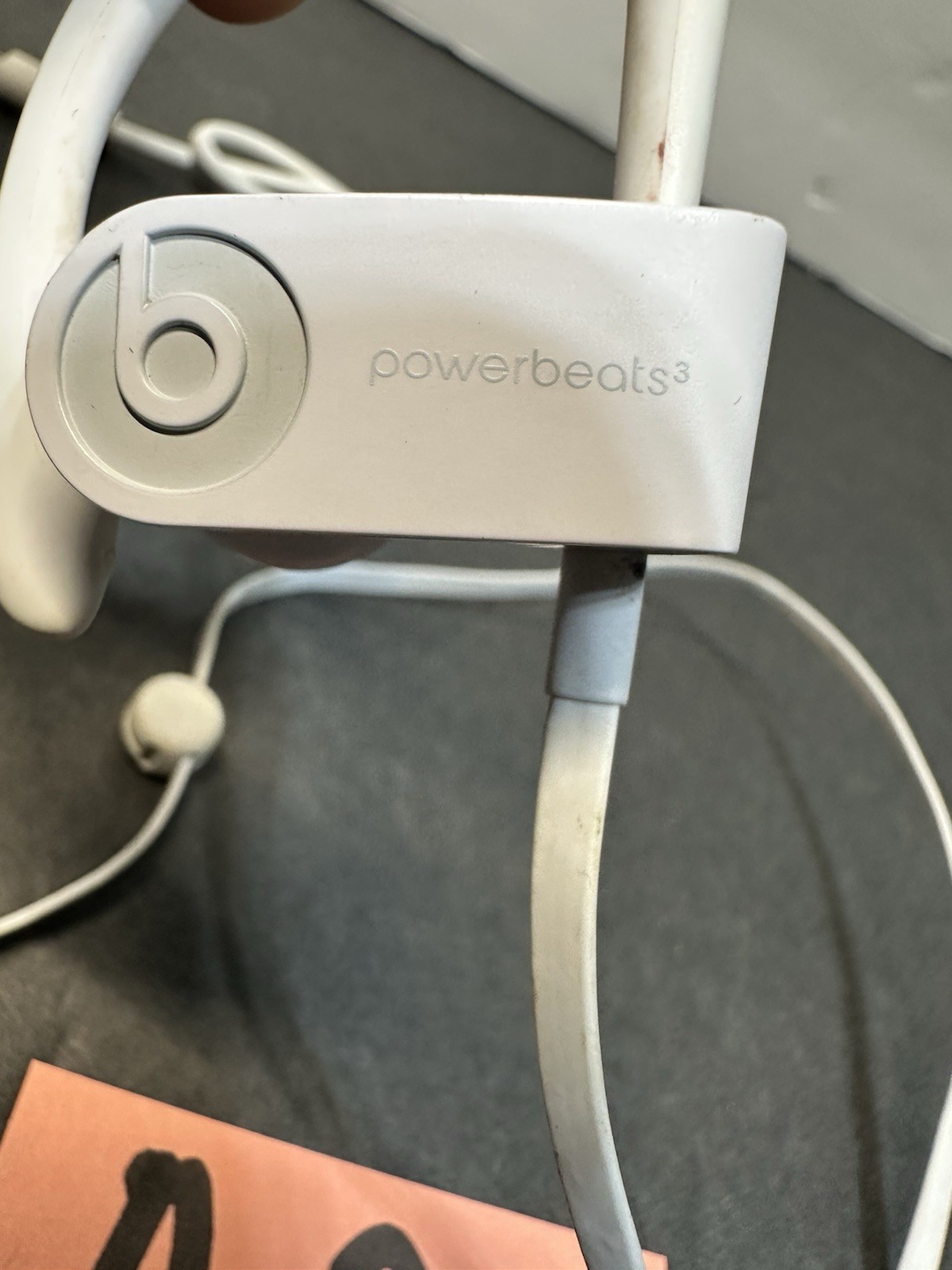 Beats Powerbeats3 Wireless in Ear Headphones – White