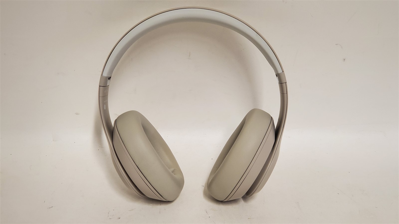 Beats Studio Pro Wireless Over-Ear Noise Cancelling Headphones, Sandstone