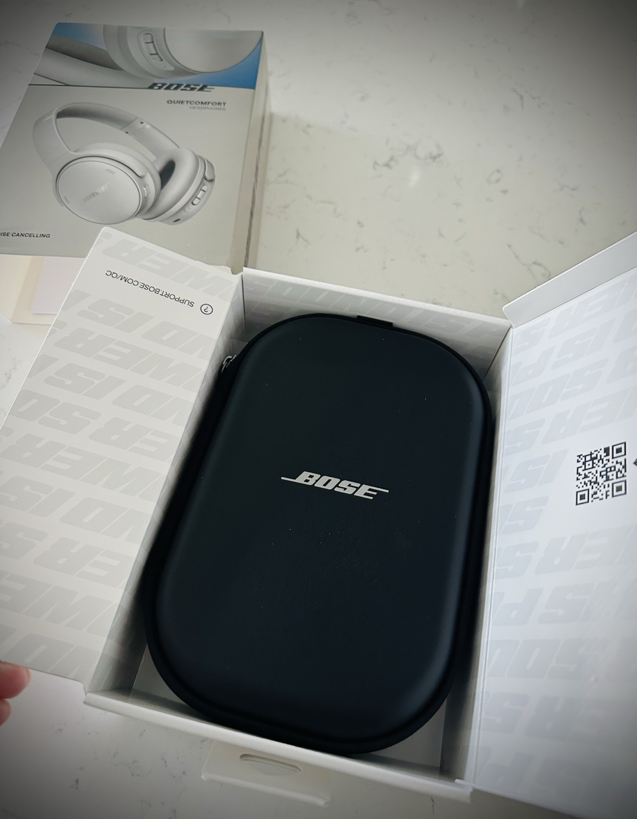 Bose QuietComfort Headphones Bluetooth Wireless Noise Canceling Gray Case