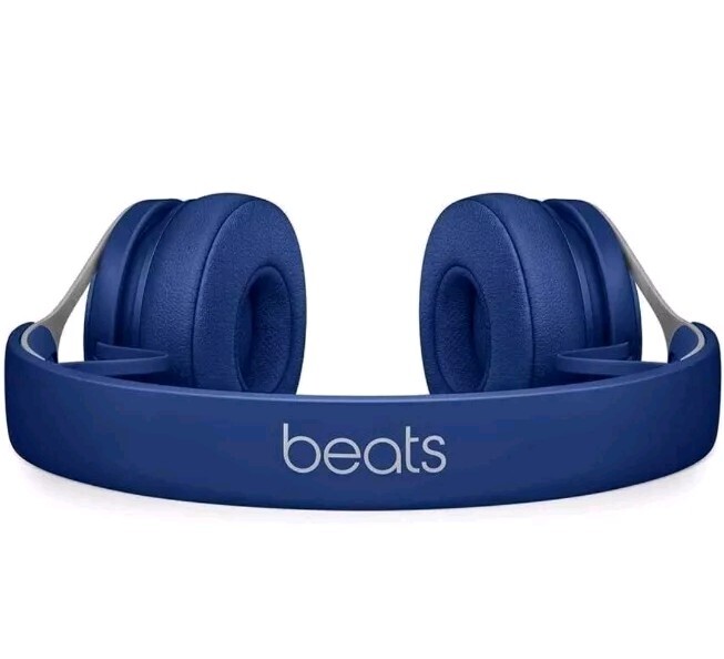 Beats By Dr. Dre ML9D2LLA Headphones -Blue Sealed