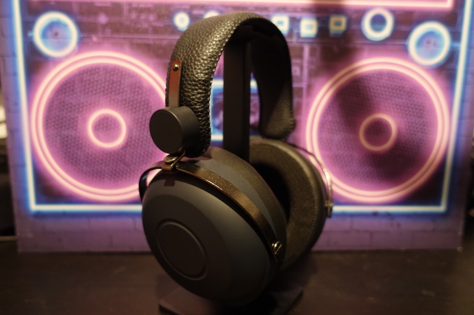 HIFIMAN and Drop HE-R7DX Black Closed-Back Headphones 