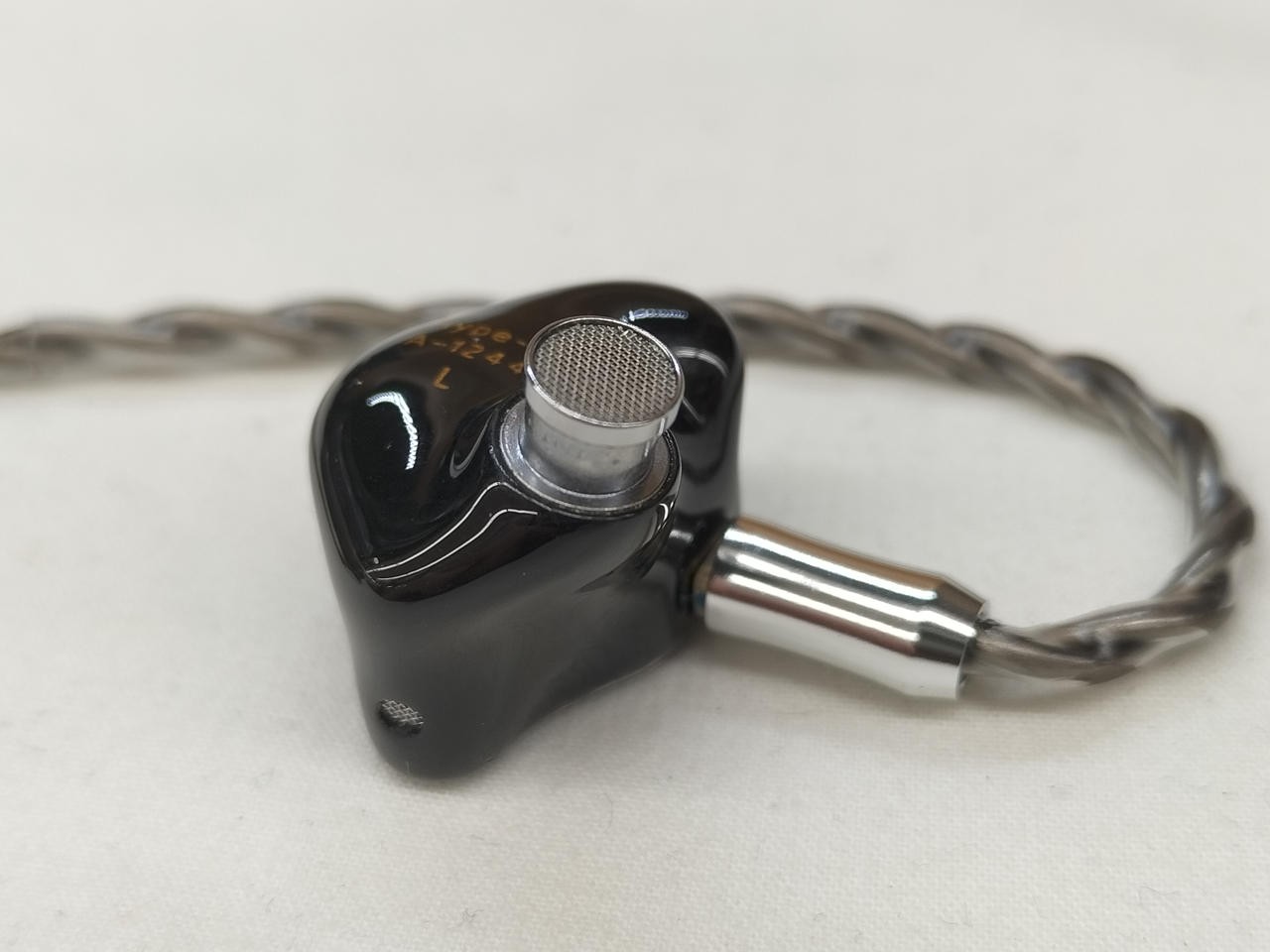 LINSOUL THIEAUDIO HYPE 4 Hybrid In-Ear Monitor IEM 4BA+2DD Hi-Fi Black Used