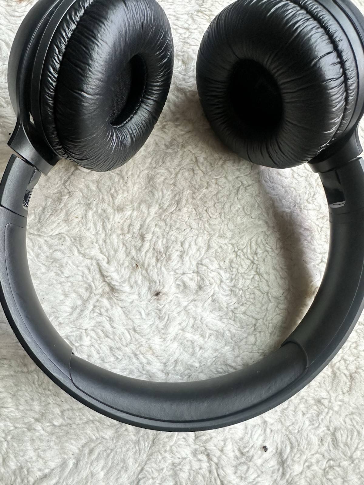 JBL Over-Ear Headphones with Noise Isolation