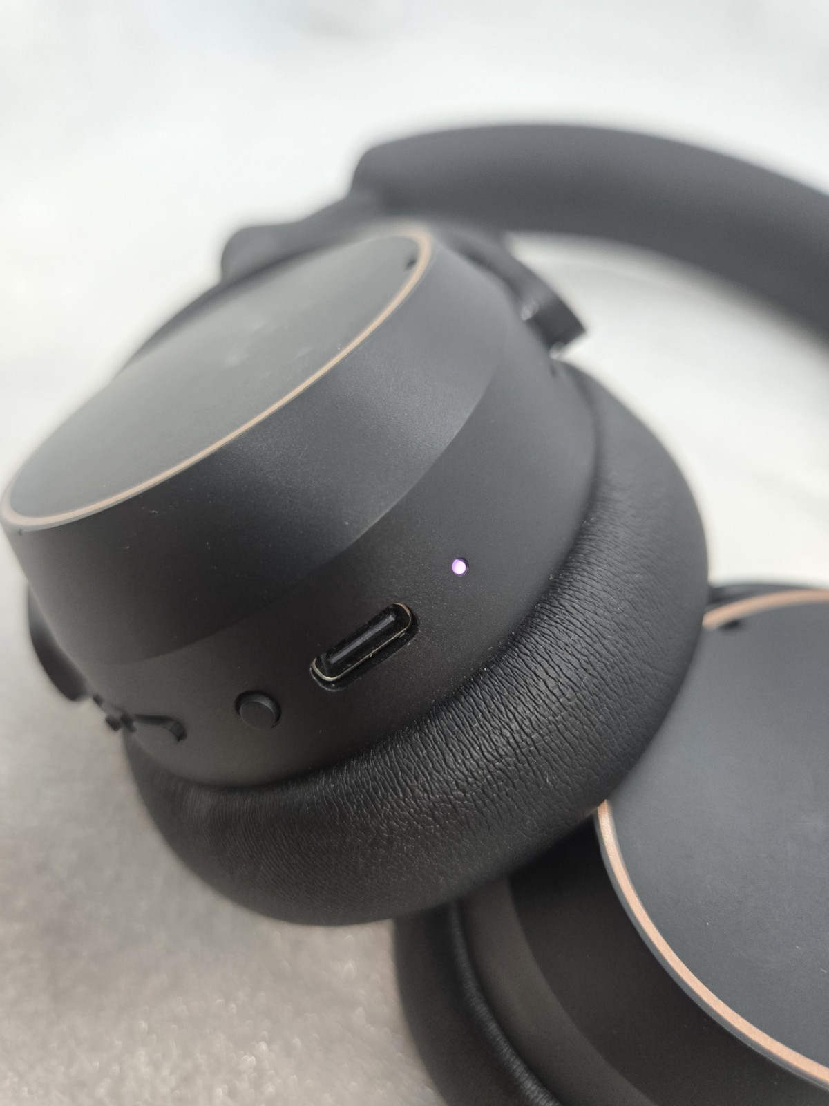 SENNHEISER ACCENTUM Bluetooth Headphones Black/Copper FAST FREE SHIPPING b