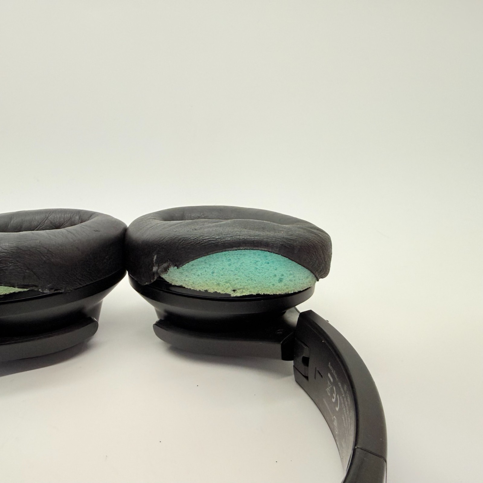Anker Soundcore Life Q20 Over the Ear Wireless Bluetooth Headphones – PAD WEAR